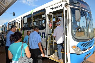 Prefeitura define horários especiais de ônibus para público do Festival Gastronômico