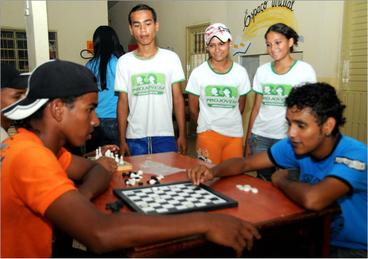 Sedes promove oficinas no CRAS de Taquari para os adolescentes do Projovem