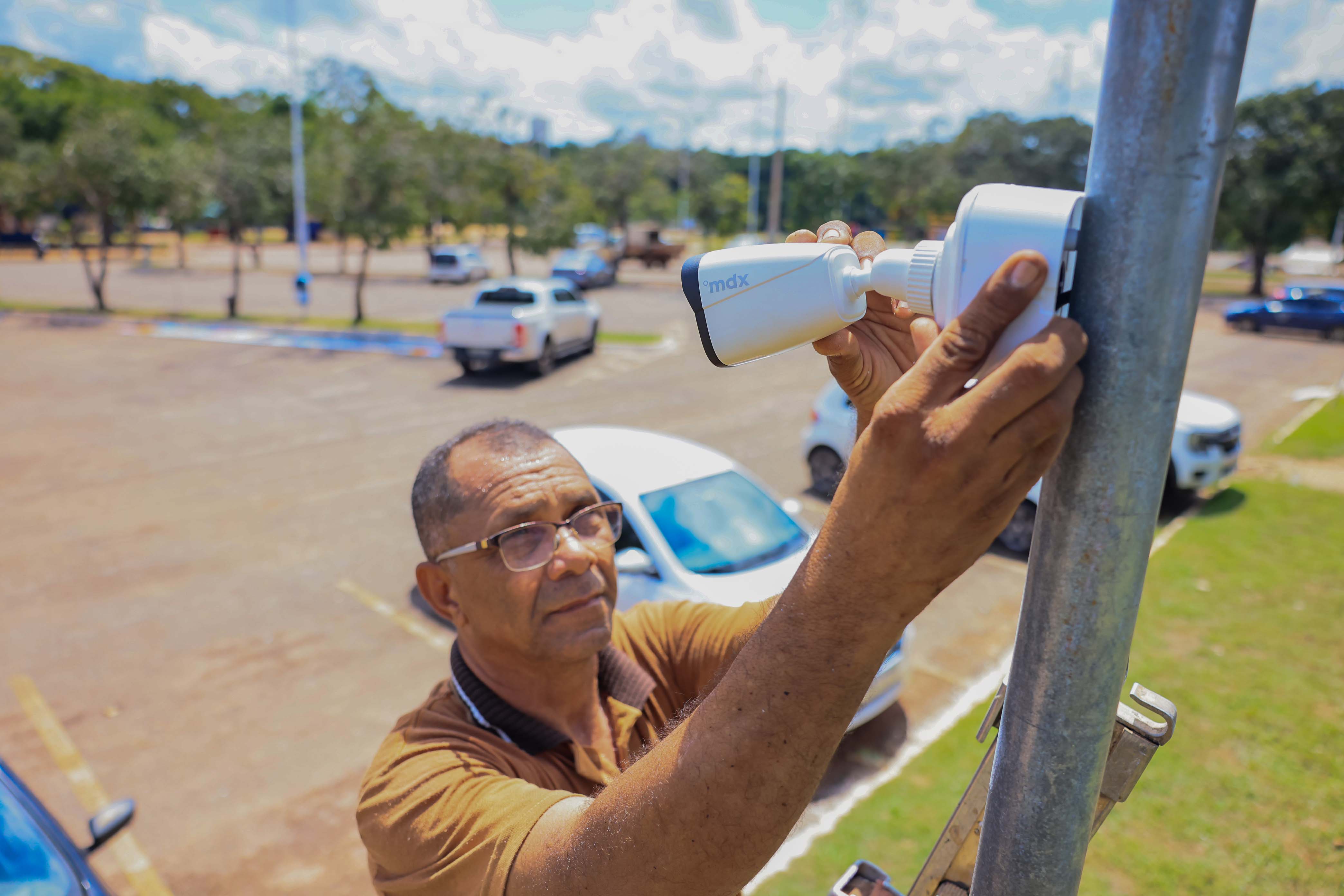 Monitoramento por cameras - na foto Luis Carlos - Edu Fortes (11)