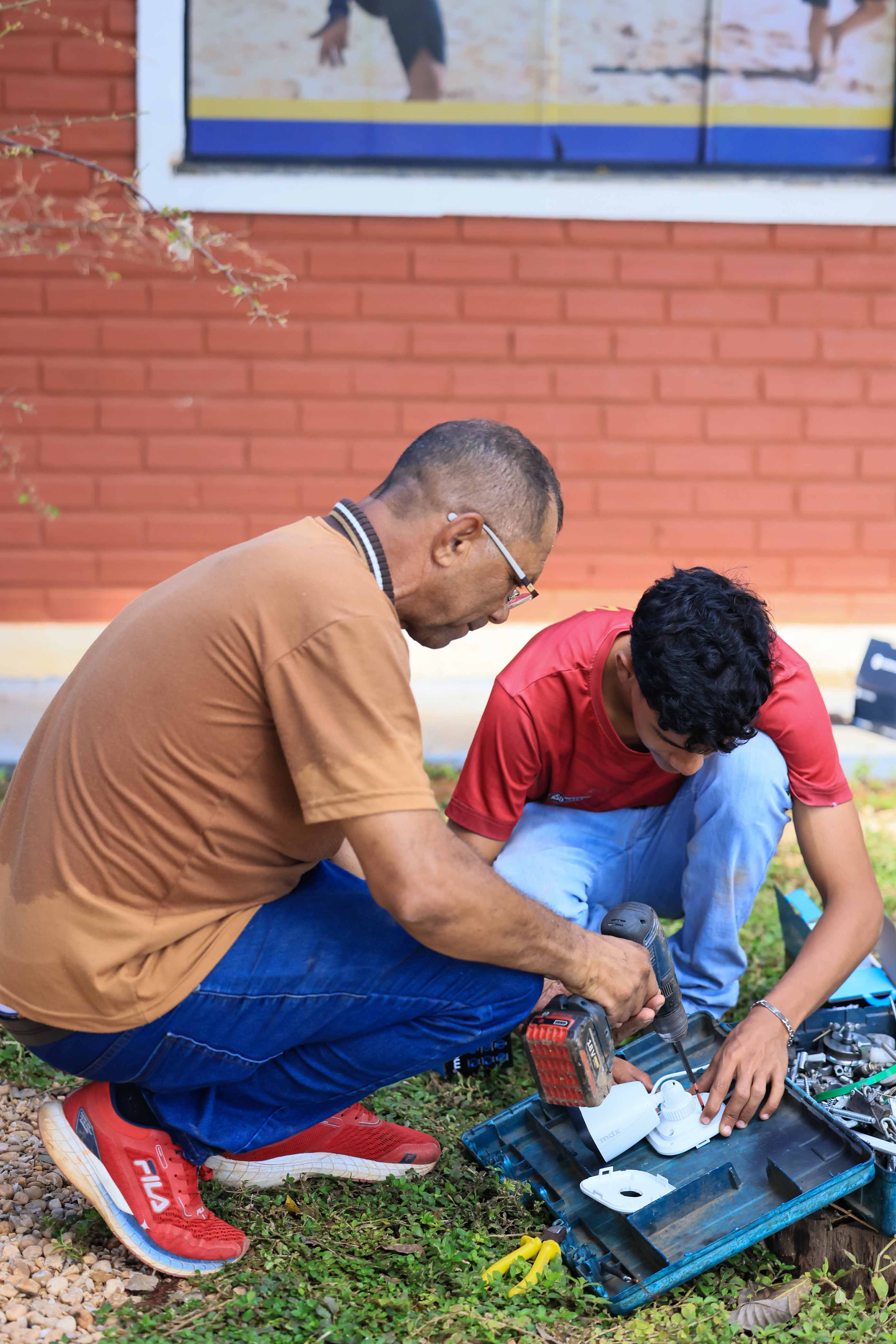 Monitoramento por cameras - na foto Luis Carlos - Edu Fortes (7)
