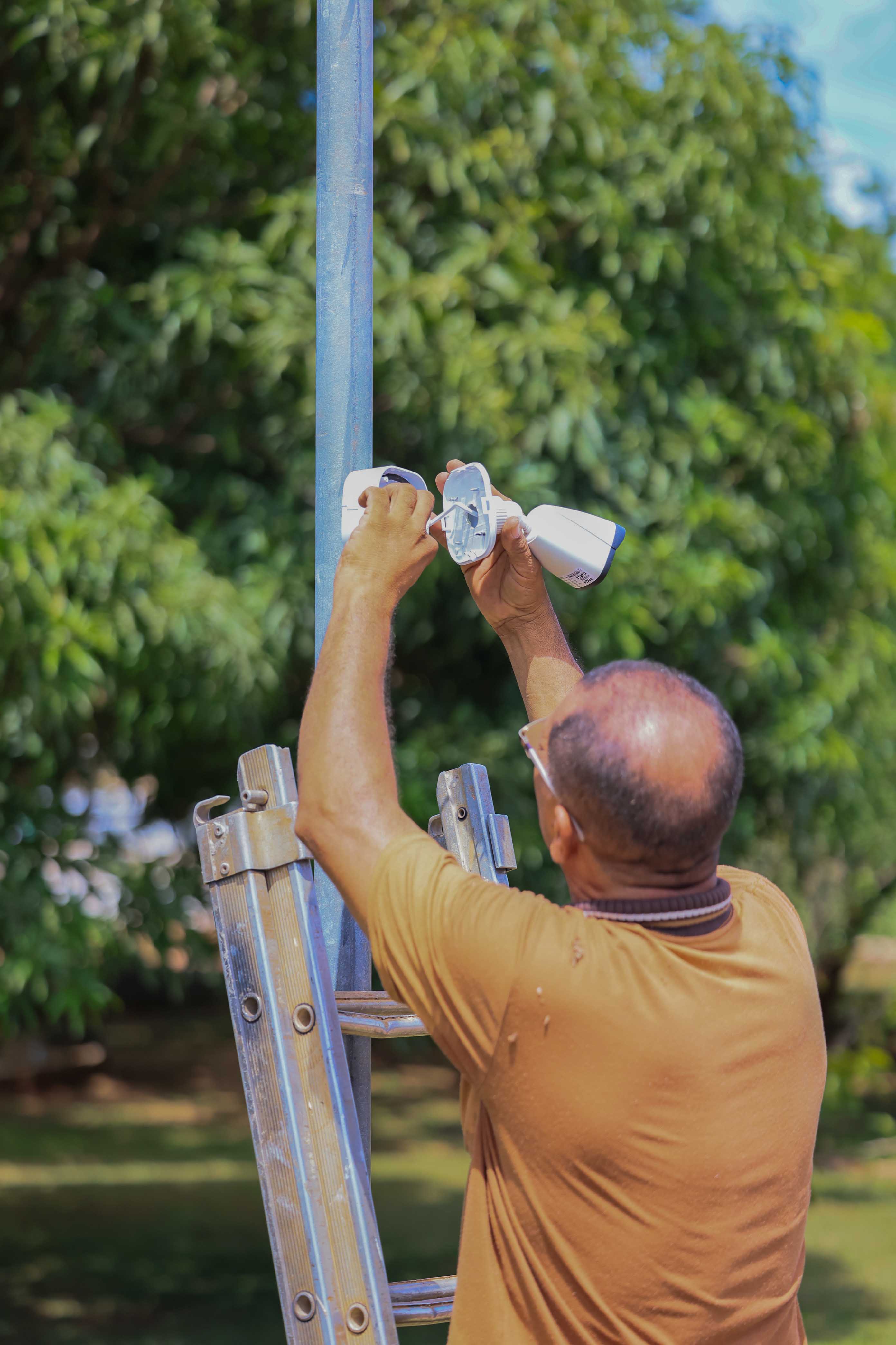 Monitoramento por cameras - na foto Luis Carlos - Edu Fortes (9)