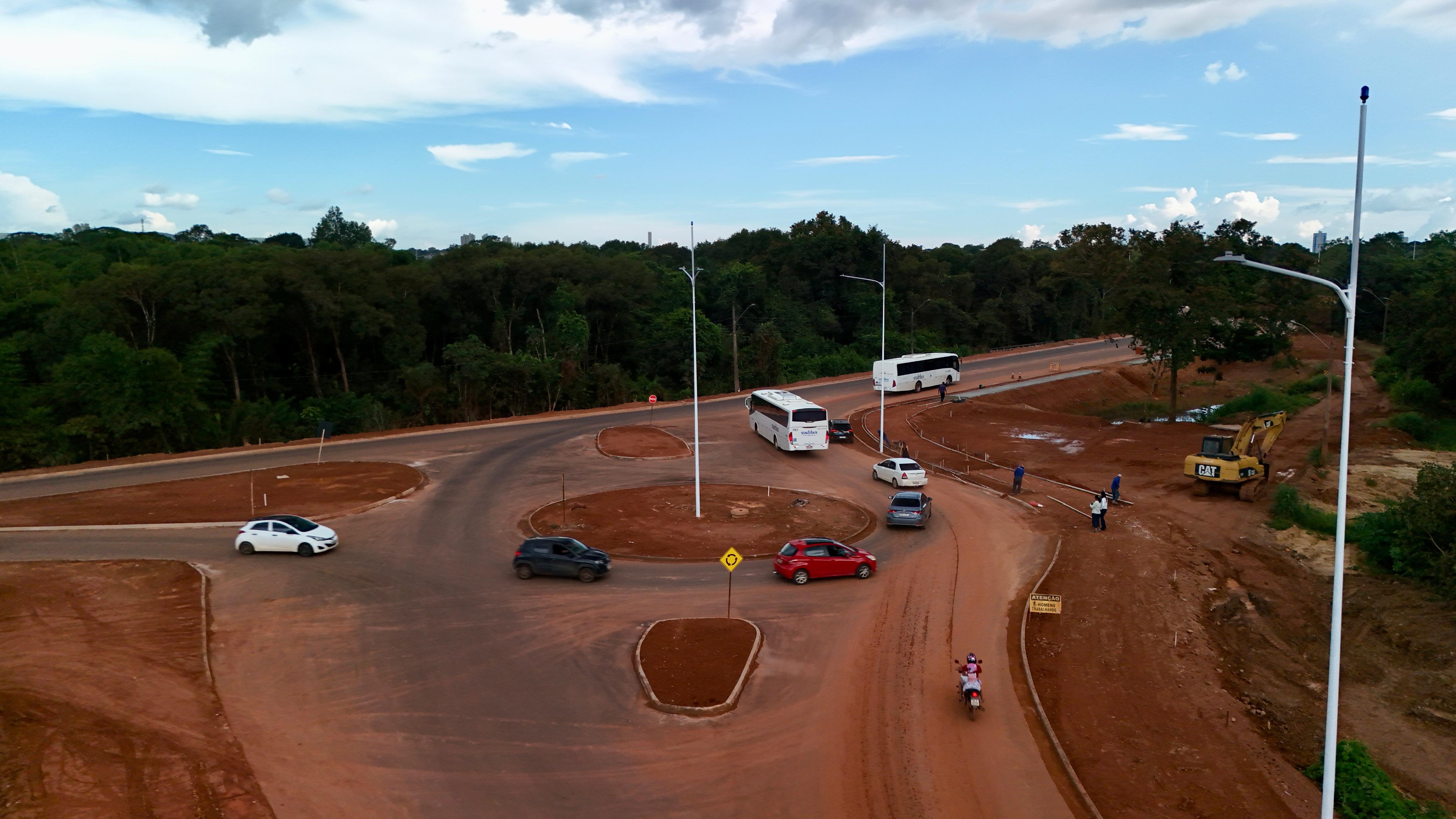 Mais de 120 metros de cabos de rede de iluminação são furtados em obra da Prefeitura de Palmas no acesso norte