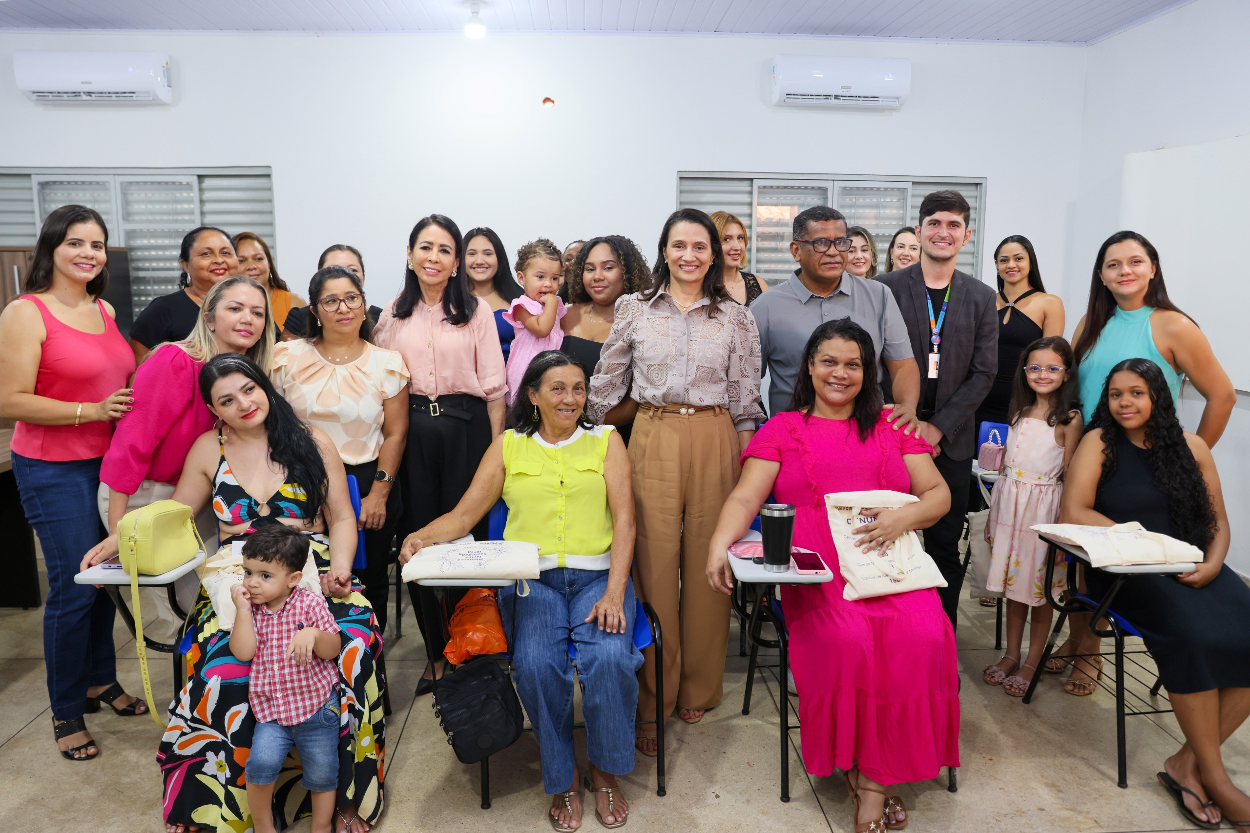 Capacitação e autonomia: 24 mulheres concluem cursos profissionalizantes ofertados pela Prefeitura de Palmas