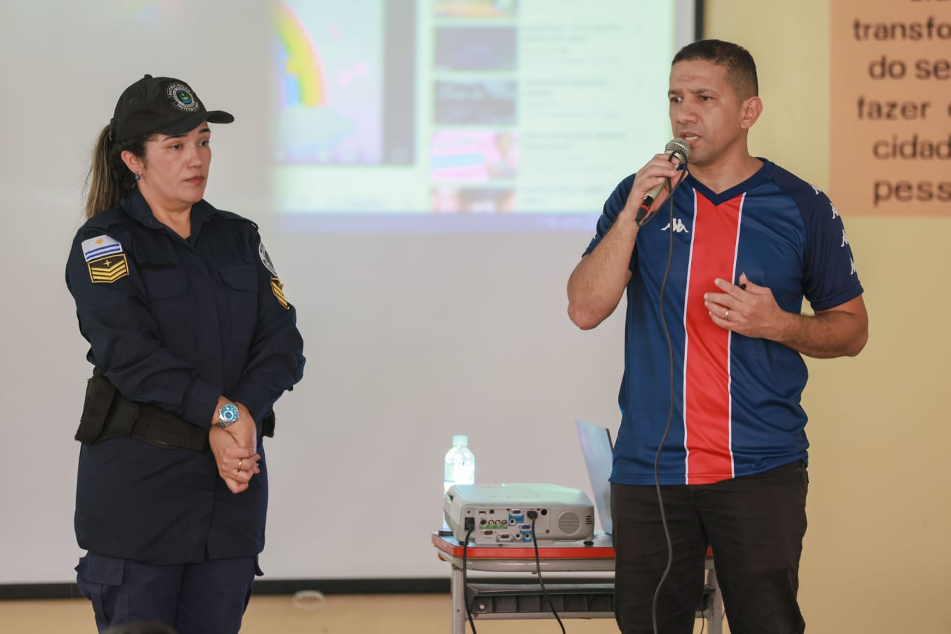 Diretor Eliel Marques ressaltou que a palestra foi fundamental para esclarecer questões recorrentes no ambiente escolar / Foto: Júnior Suzuki