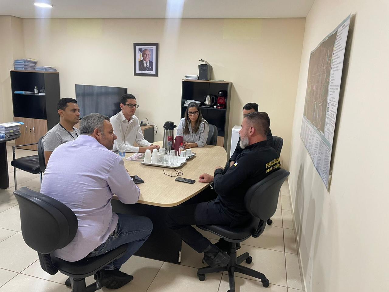 Equipes da Secretaria de Desenvolvimento Urbano e Regularização Fundiária traçam estratégias para coibir ocupações irregularesFoto- divulgação