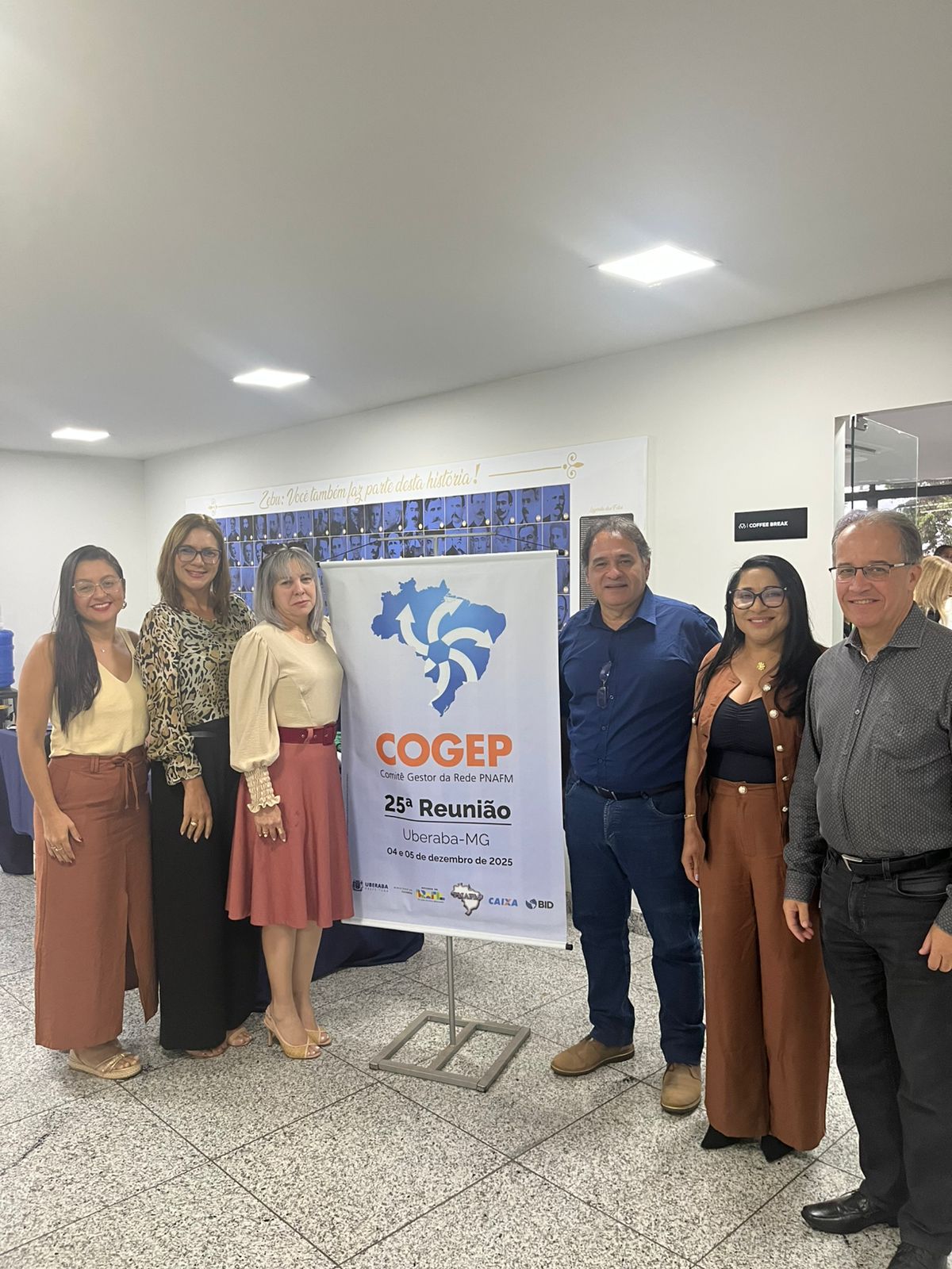 Secretário da Fazenda do de Palmas, Fabiano Souza (de azul), participou da 25ª Reunião do Comitê Gestor da Rede PNAFM em Minas Gerais