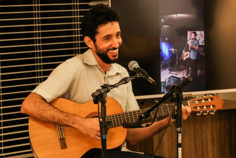 5ª Roda Roda Literária tem  recital poético-musical e lançamento de Livro