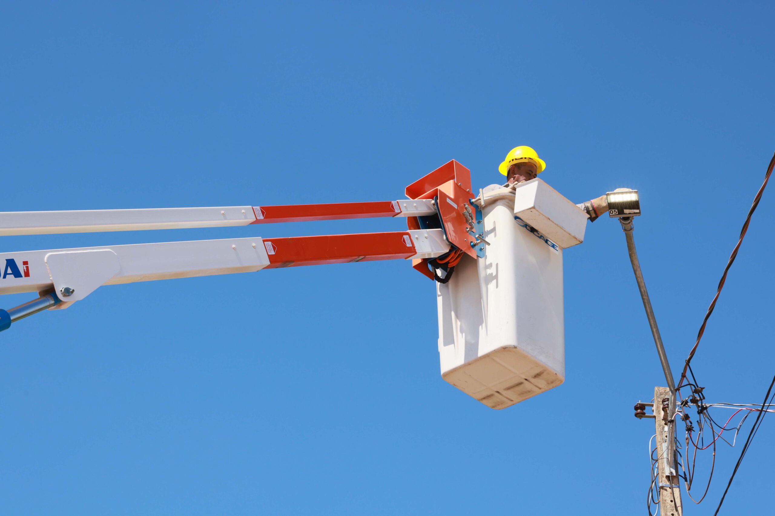 Prefeitura  de Palmas realiza mais de 12 mil intervenções para modernização da iluminação pública nos primeiros meses de 2025