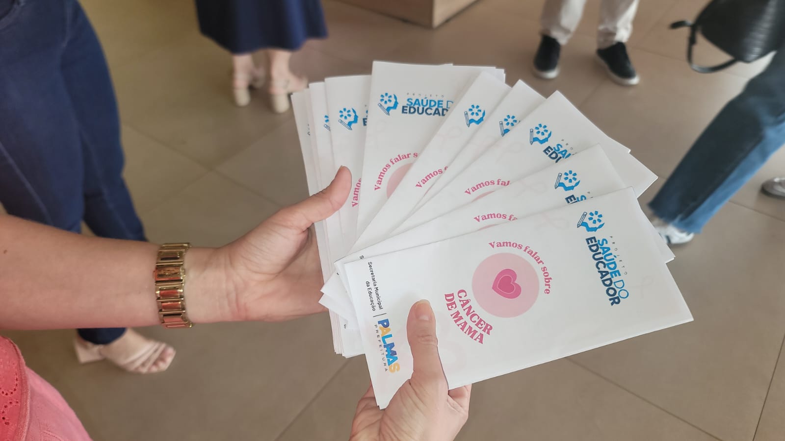 Prefeitura de Palmas oferece programação voltada à prevenção ao câncer de mama a servidores da Semed