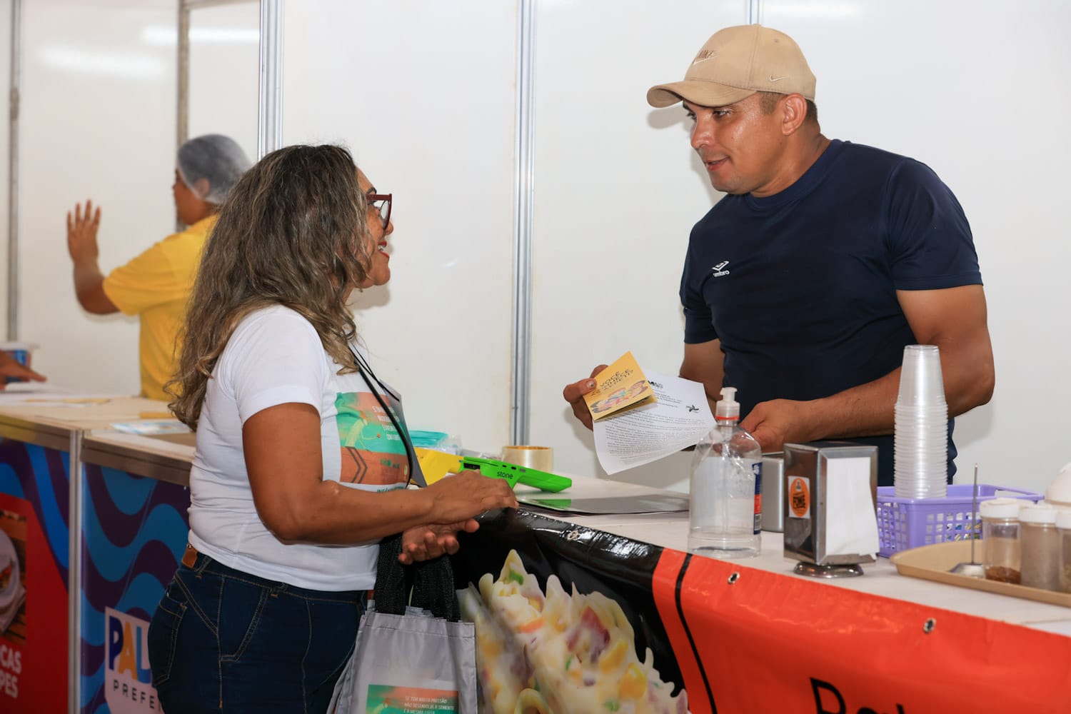 Empreendedores, ambulantes e participantes do Capital da Fé são orientados sobre enfrentamento ao trabalho infantil