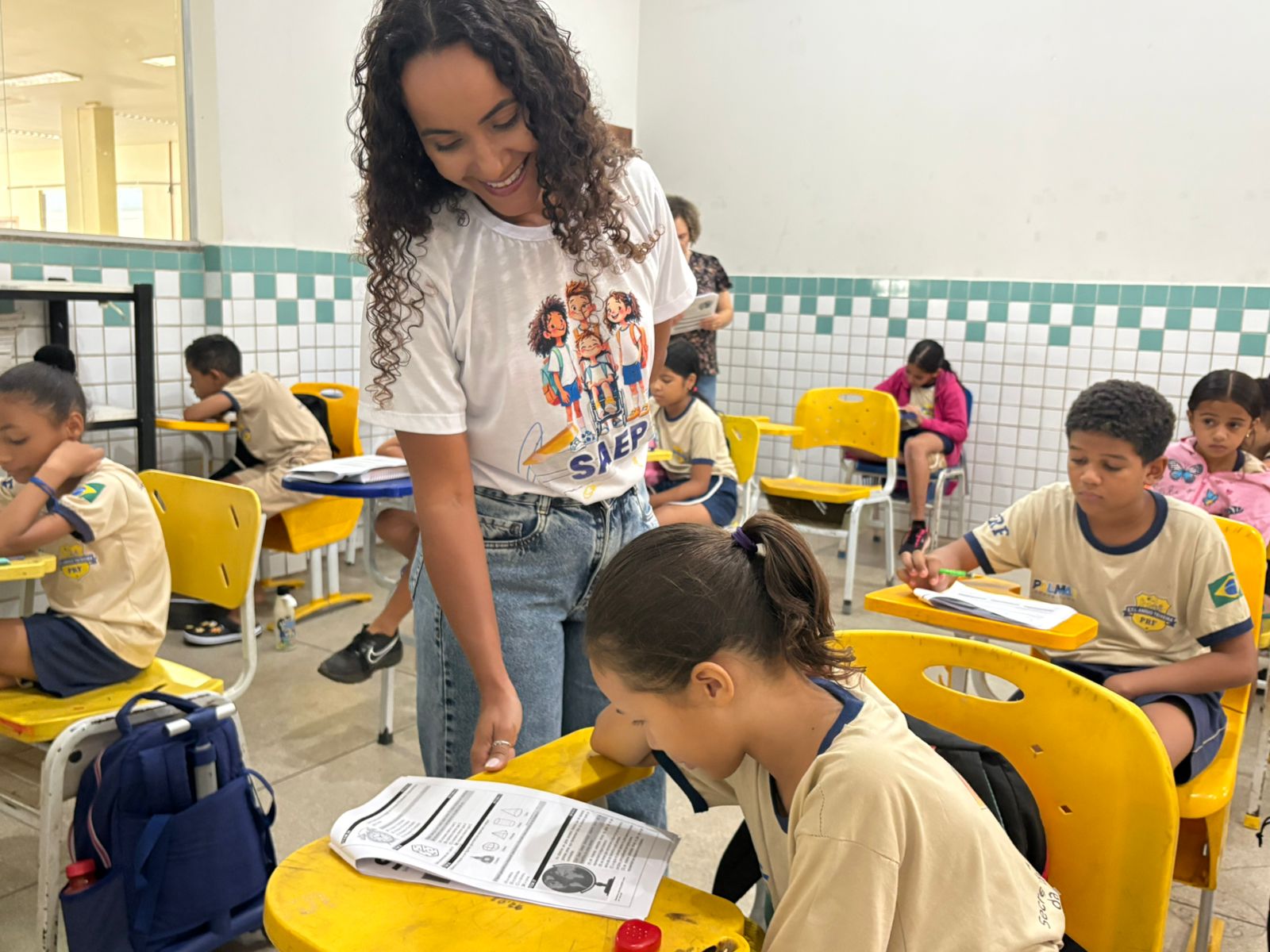Educação inicia aplicação do Saep com acompanhamento técnico nas escolas