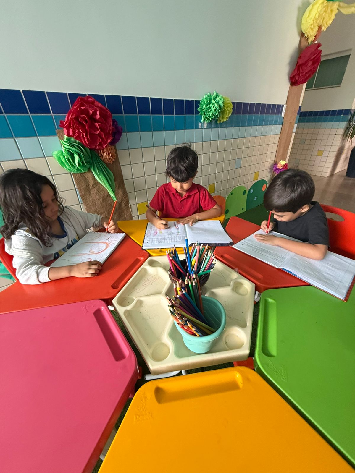 Em Palmas, crianças do Cmei Ana Luísa Rodrigues Valdevino demonstram habilidades no desenvolvimento da escrita