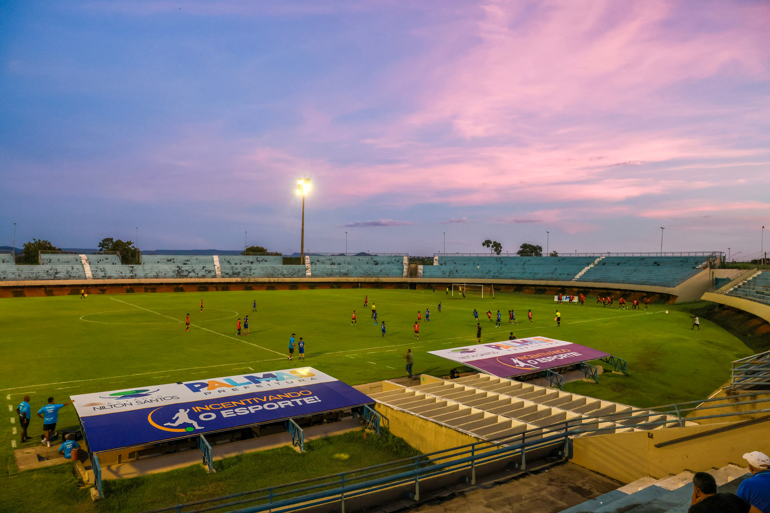 CBF atesta que Estádio Nilton Santos, em Palmas, está apto a receber torcida