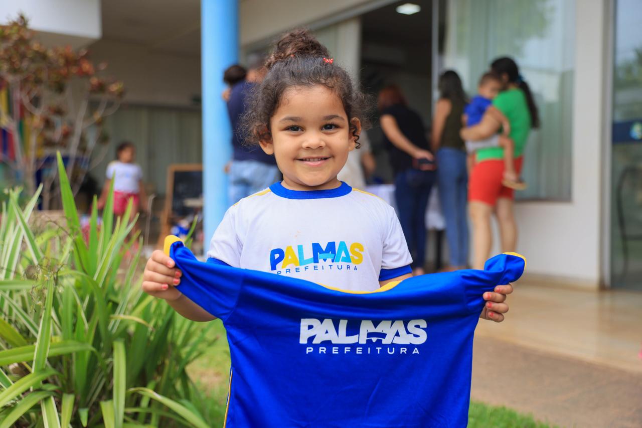 Palmas adota gestão democrática na compra de uniformes escolares e registra economia superior a 28%