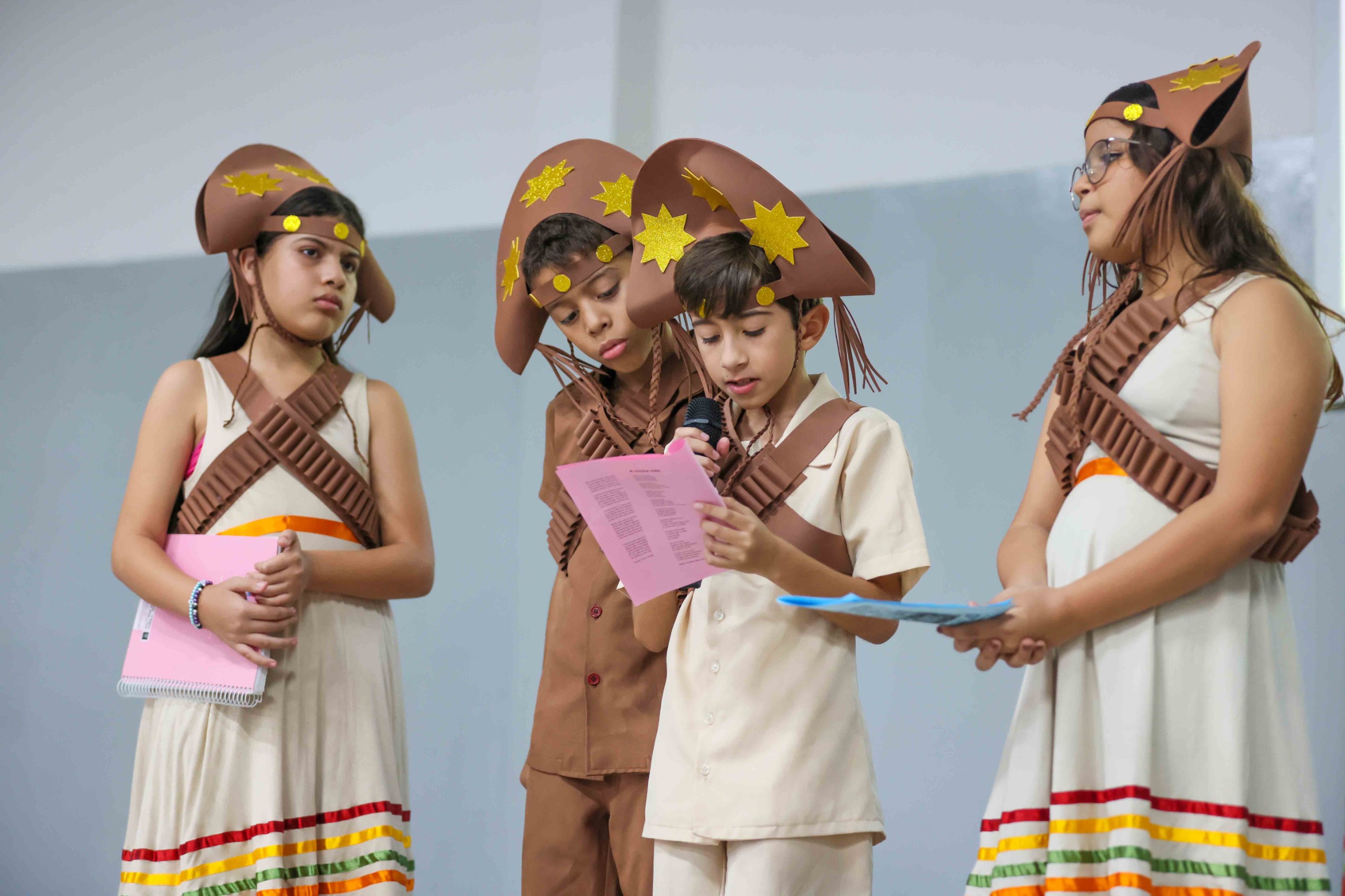 ETI Santa Bárbara celebra literatura de cordel em evento cultural