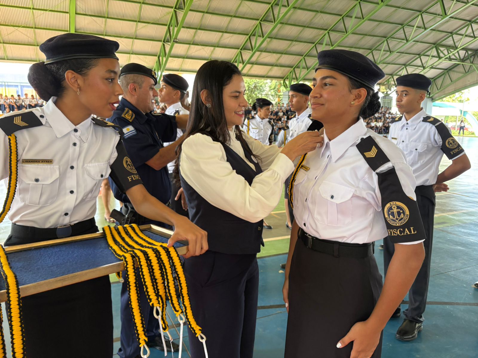 Emoção das famílias marca formatura de novos alunos fiscais da ETI Almirante Tamandaré