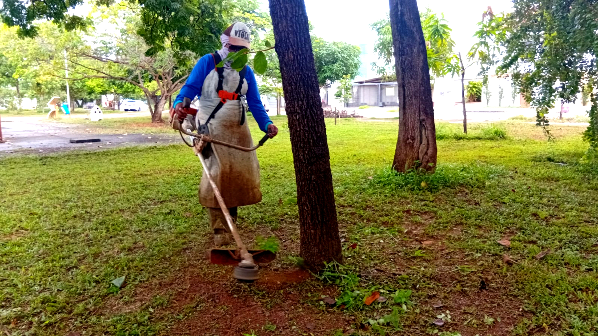 Manutenção de praças contempla nove quadras da região sudoeste de Palmas