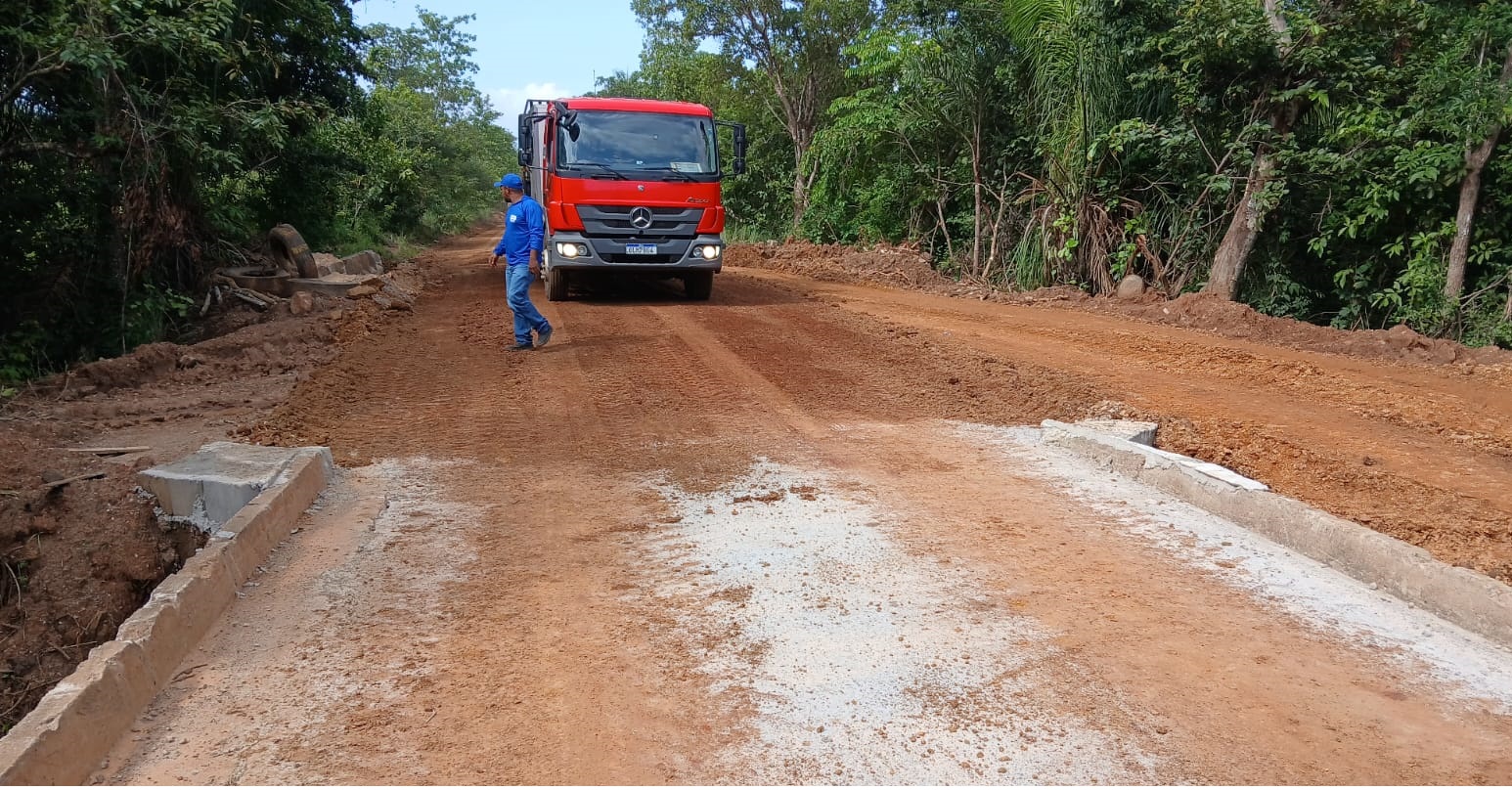 Prefeitura de Palmas realiza serviços de manutenção em pontes no Vão do Lajeado