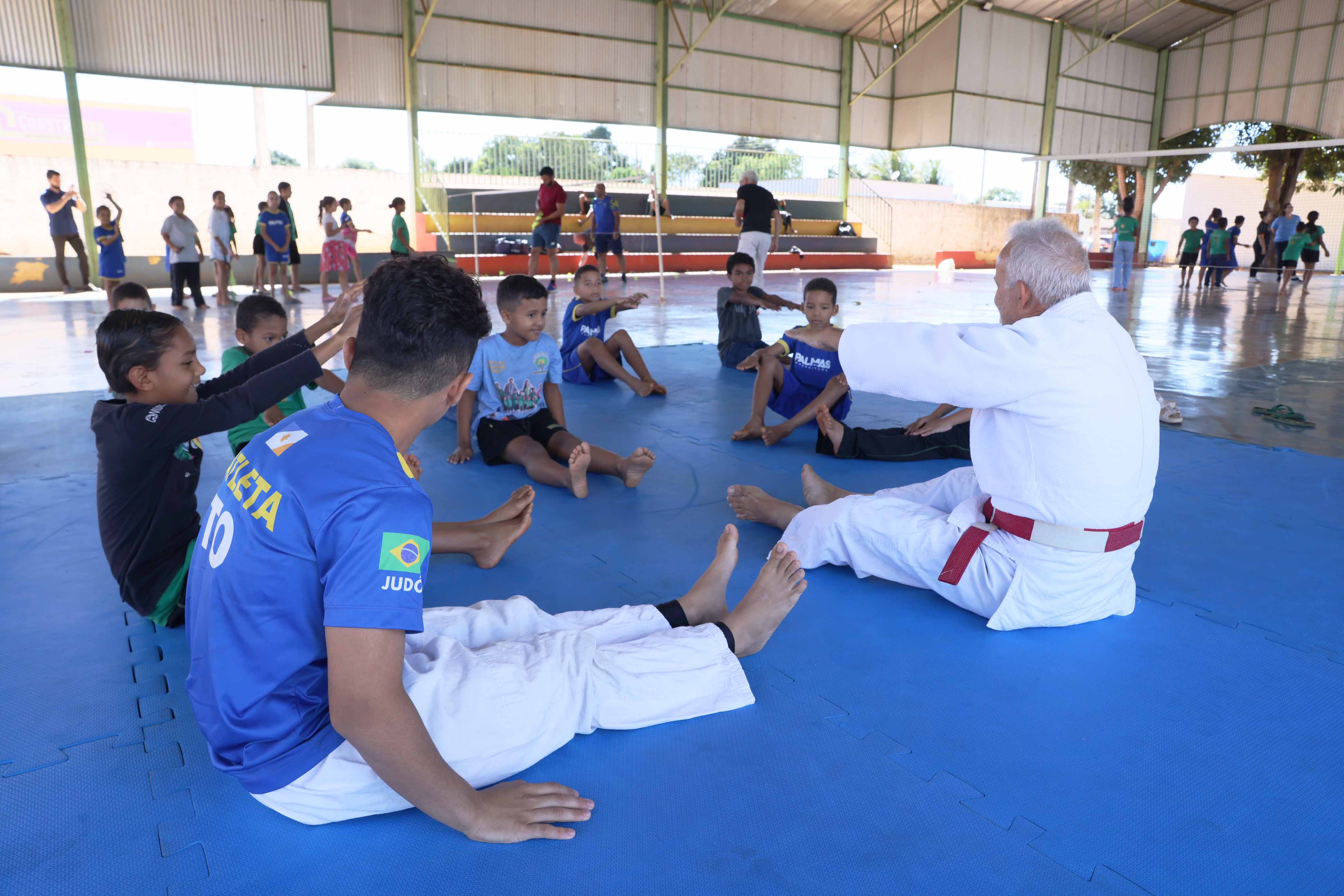 Prefeitura de Palmas celebra Dia Mundial do Desporto Escolar com circuito esportivo em Buritirana