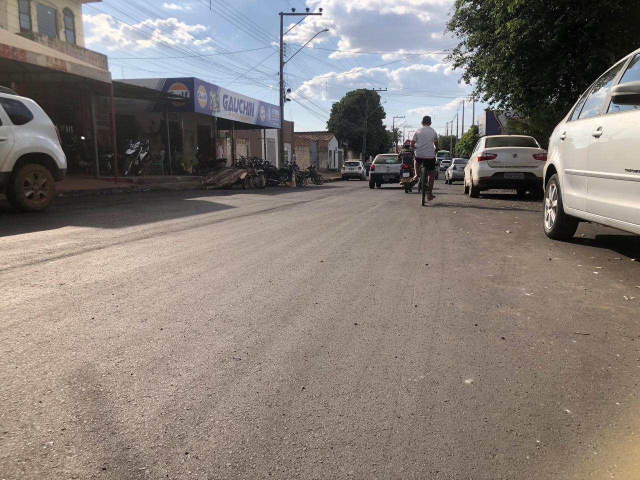 Pavimento da avenida comercial de Taquaralto foi renovado com recapeamento em CBUQ