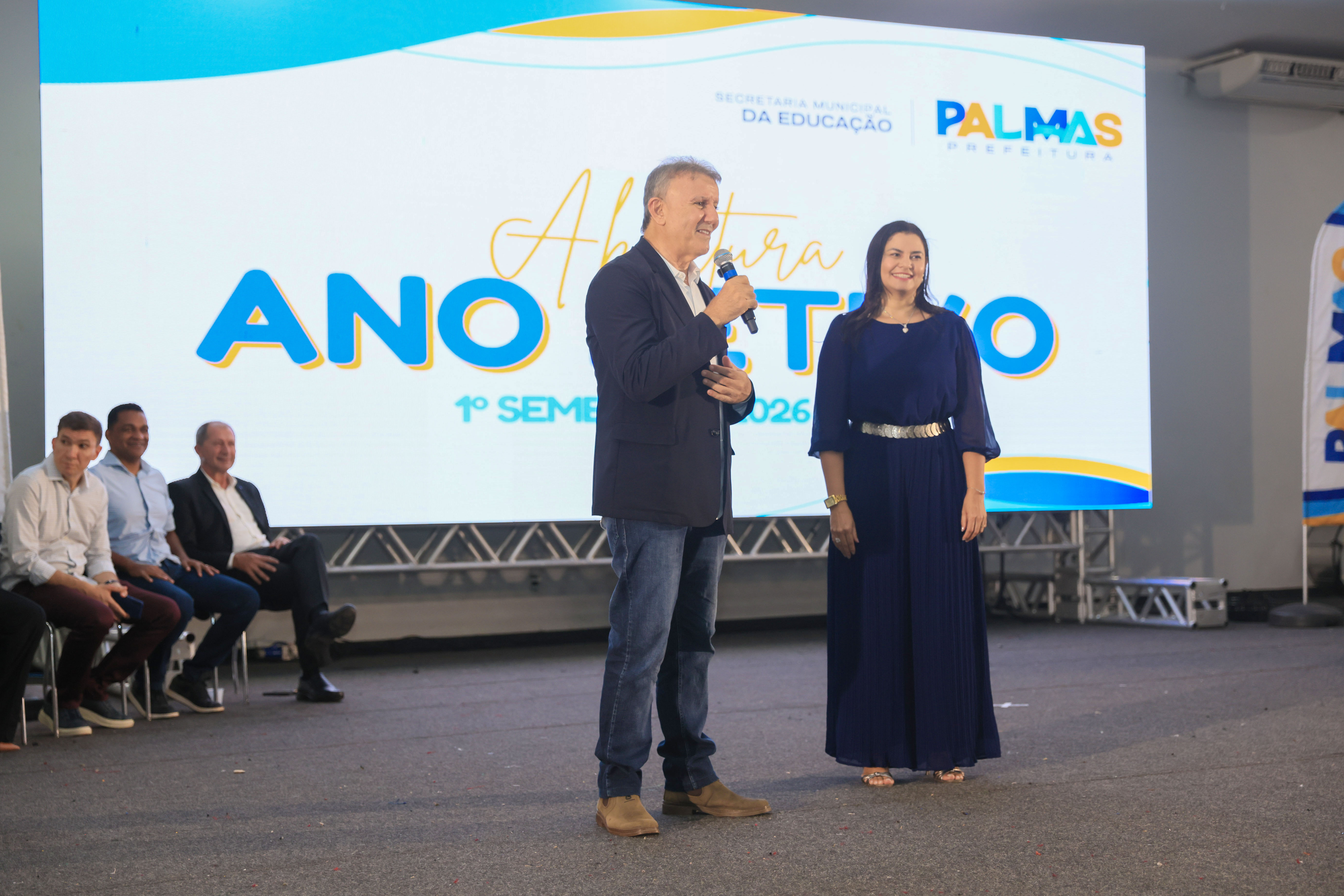 Ano letivo da rede municipal de Educação é aberto com unidades escolares mais valorizadas e debates em torno da educação digital