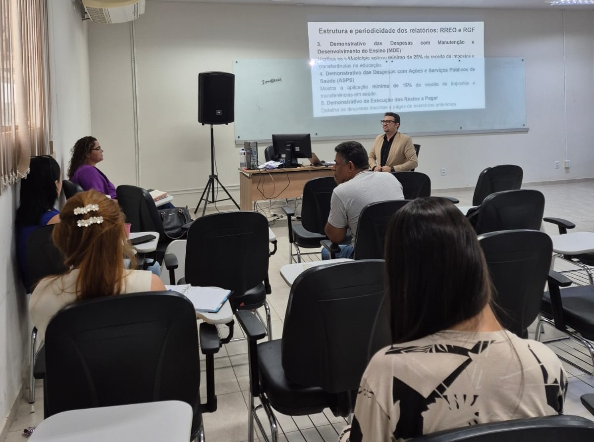 Servidores da Prefeitura de Palmas concluem curso sobre Transparência, Prestação de Contas e Responsabilidade Fiscal