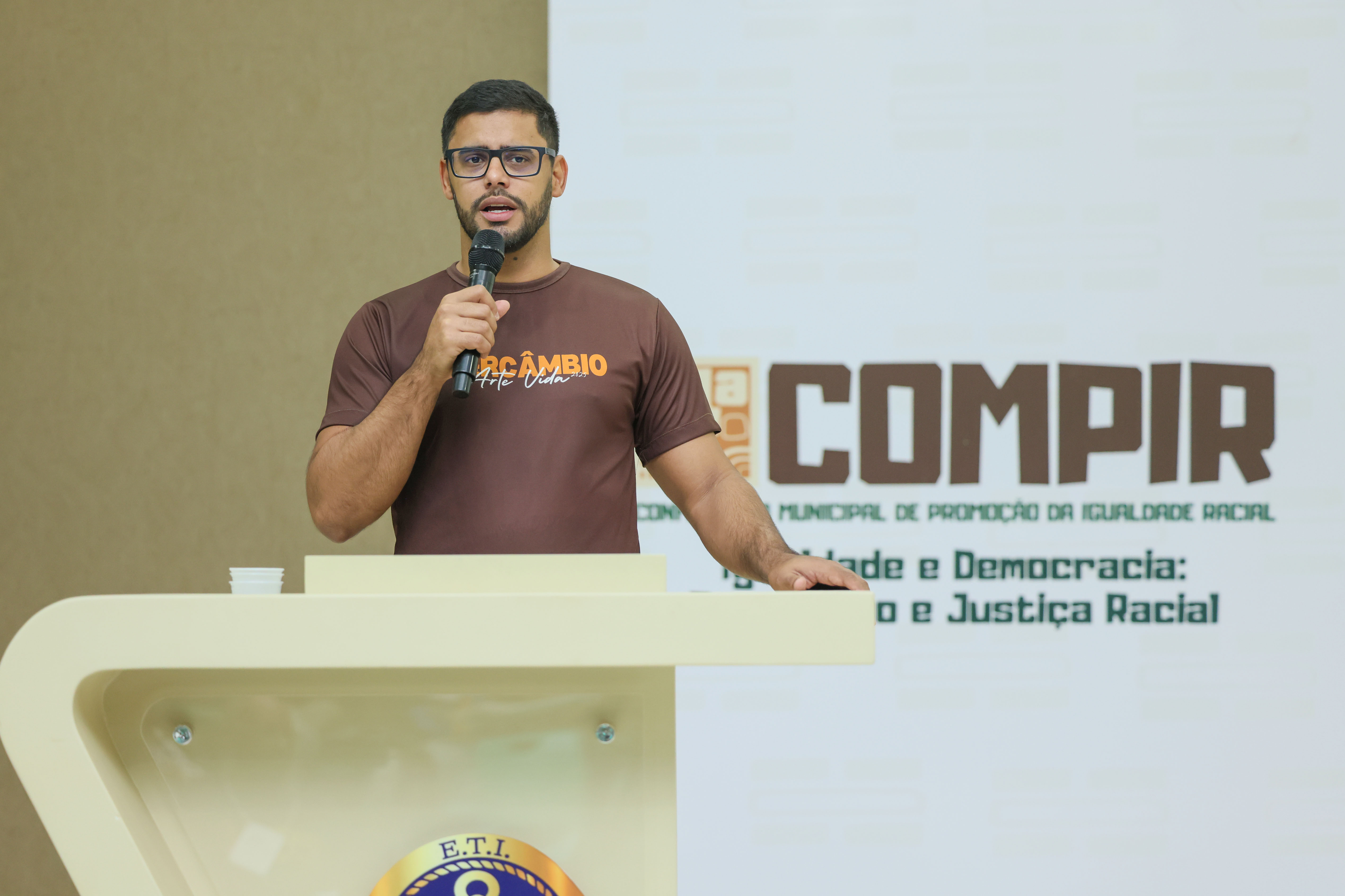 O secretário Eduardo Azevedo destacou que Palmas tem avançado na busca pela equidade e agradeceu o apoio e sensibilidade do prefeito Eduardo Siqueira Campos nessa busca.