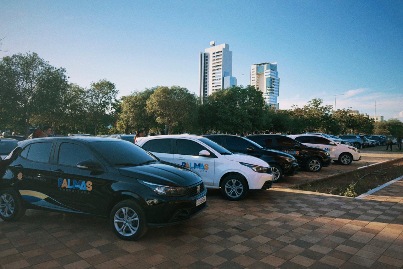 Prefeitura de Palmas entrega novos veículos para fortalecer a educação no campo