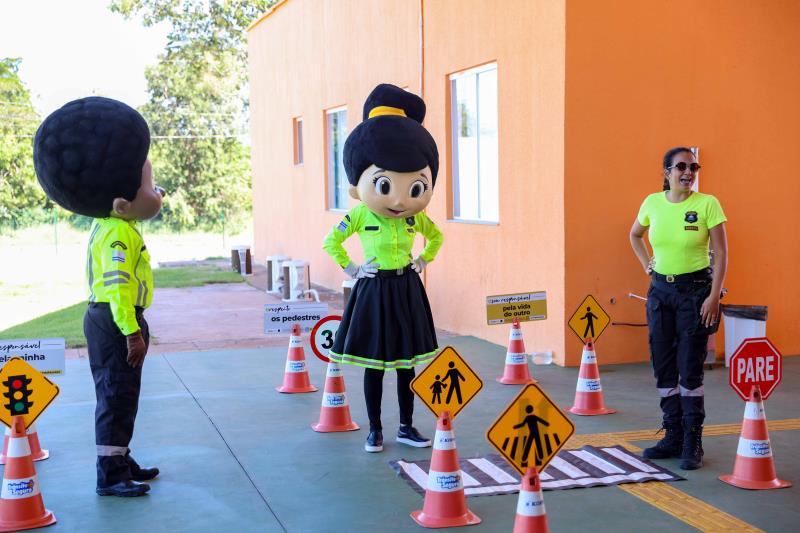 Capsi e Sesmu promovem atividade lúdica sobre segurança no trânsito