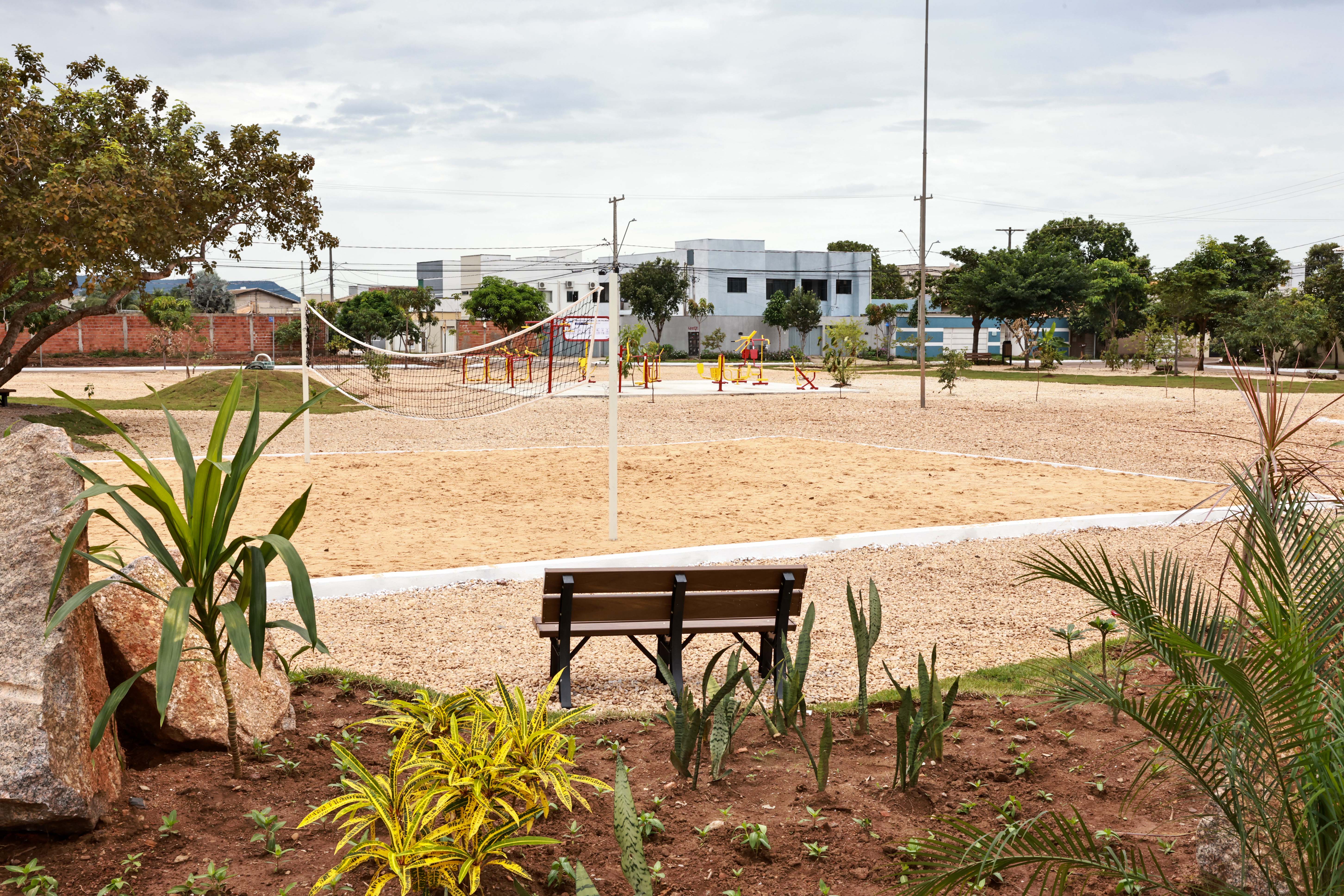 Praça da quadra ARSO 43 (407 Sul)