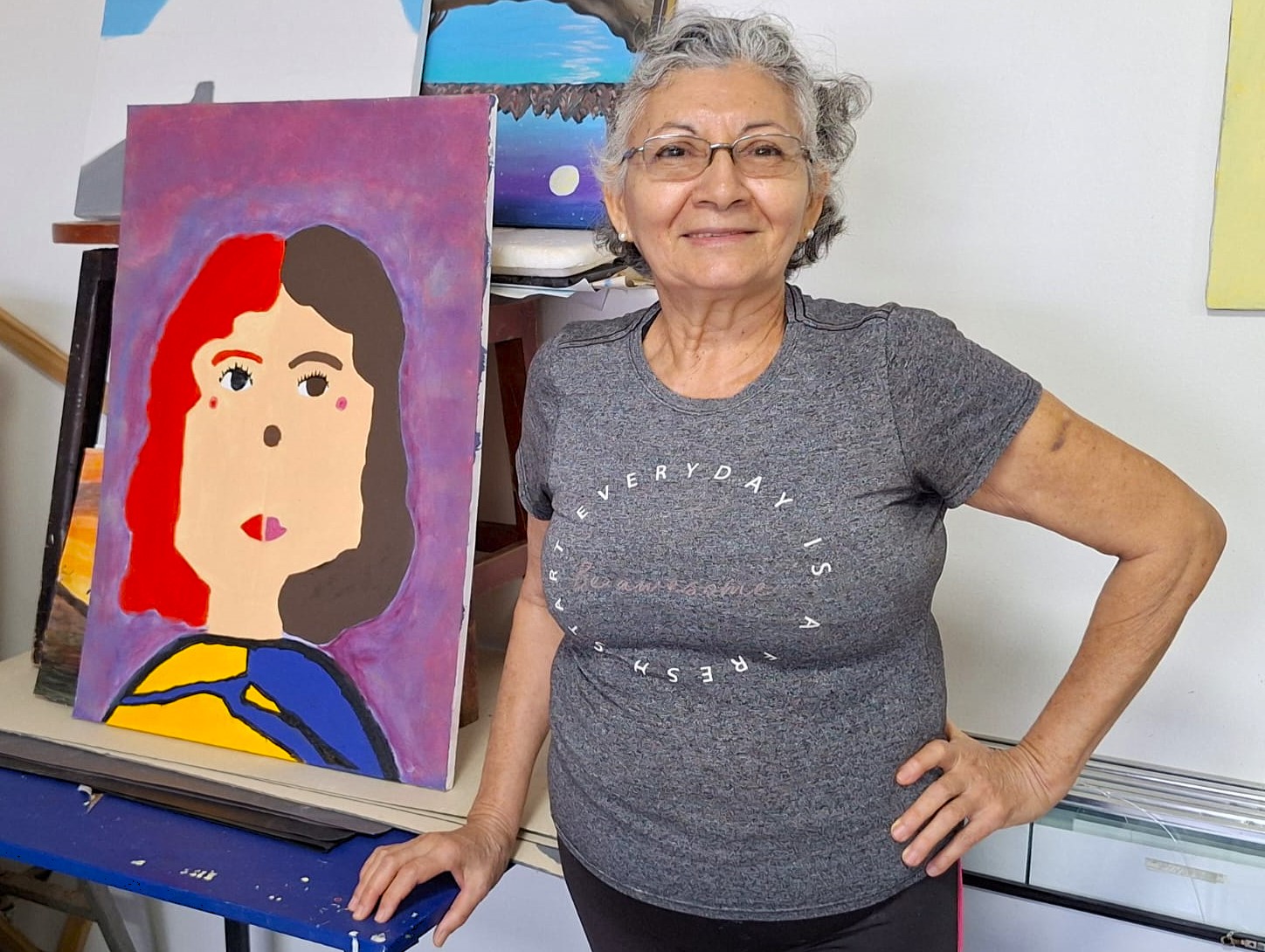 A aluna Vilani disse que encontrou no curso de iniciação artística a oportunidade para aprimorar a pintura