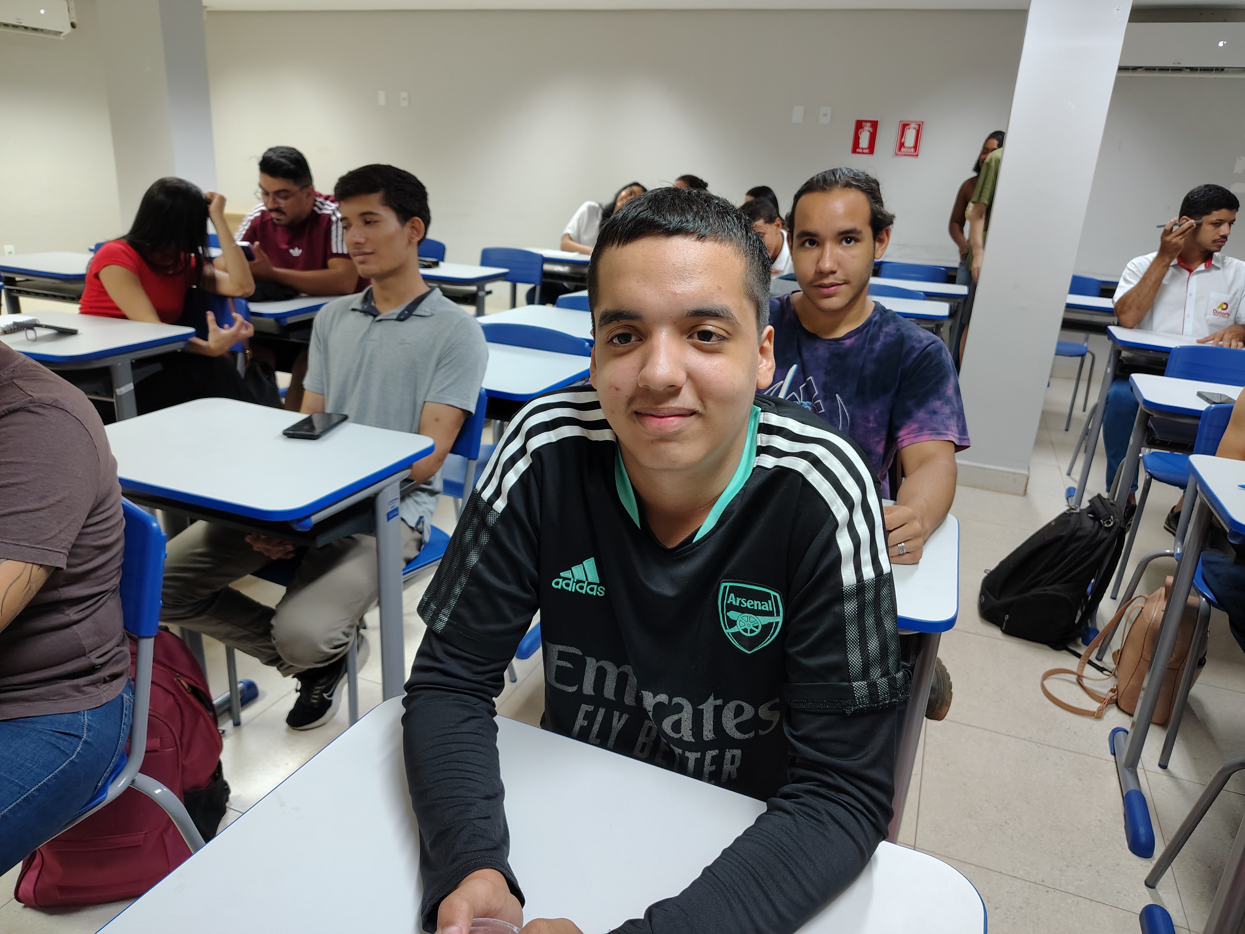 O jovem Gabriel de Jesus, 15 anos, afirmou que está ampliando seu conhecimento em edição, criação de vídeos e marketing digital