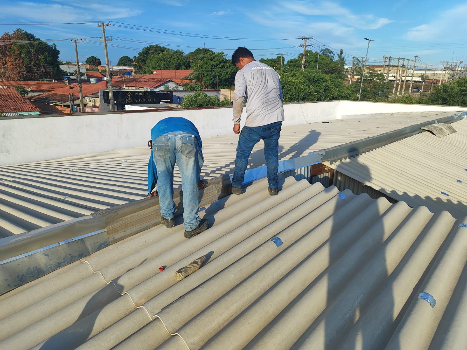 Prefeitura de Palmas repara em menos de 24 horas telhado da UPA Sul após danos causados por forte chuva