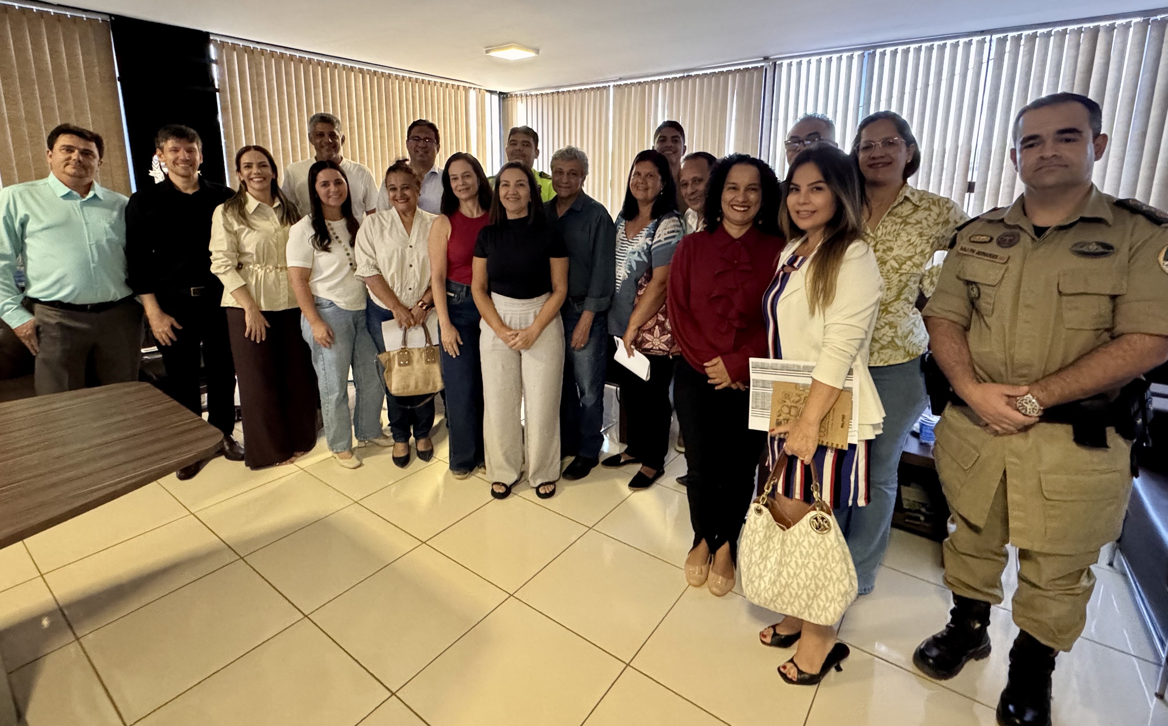Membros do Comtur participaram de reunião nesta terça, 24