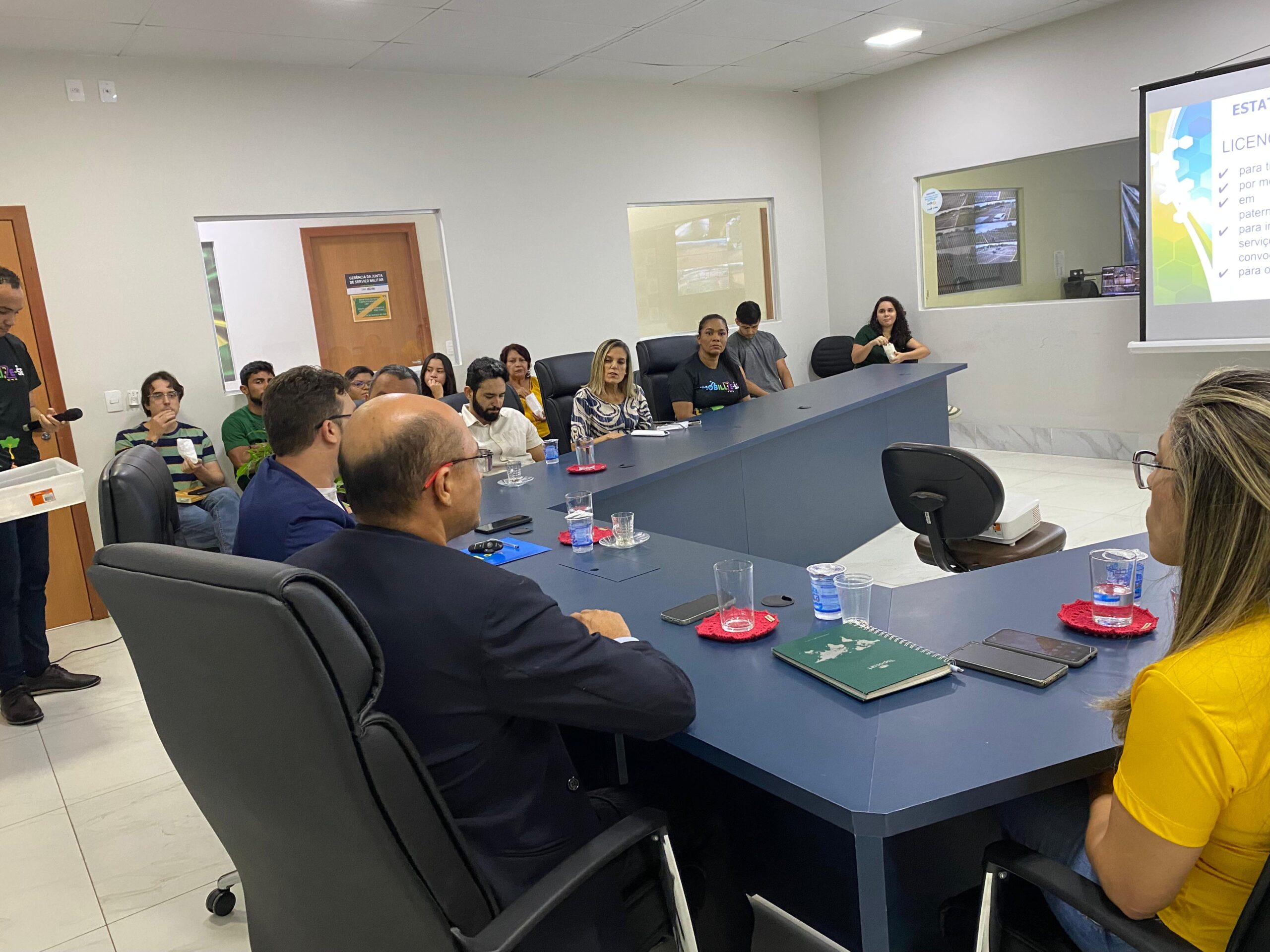 Programa 'Saber para Servir' aborda legislação funcional