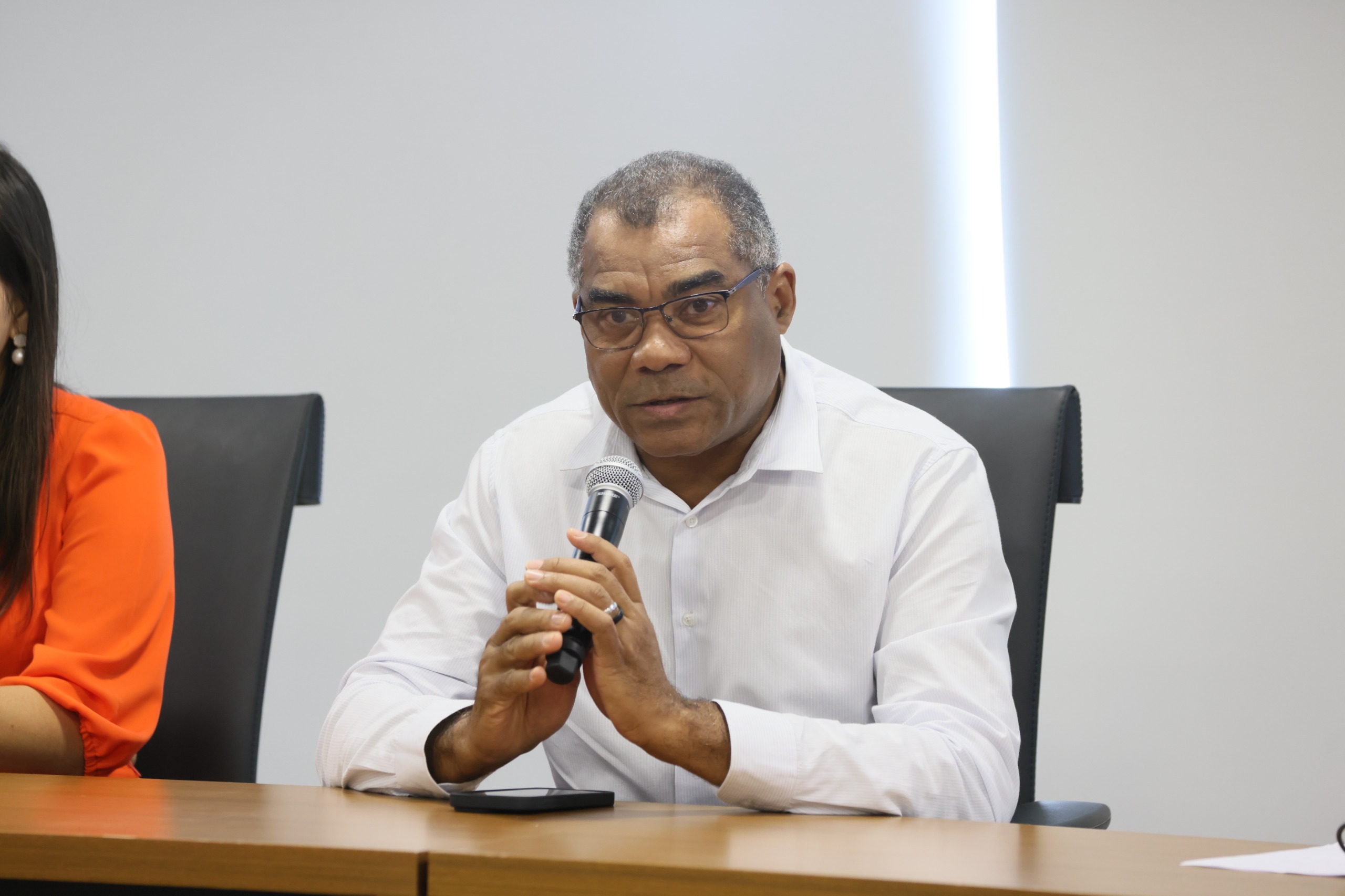 Representante da Secretaria Municipal  de Ação Social no CMH Amilson Rodrigues