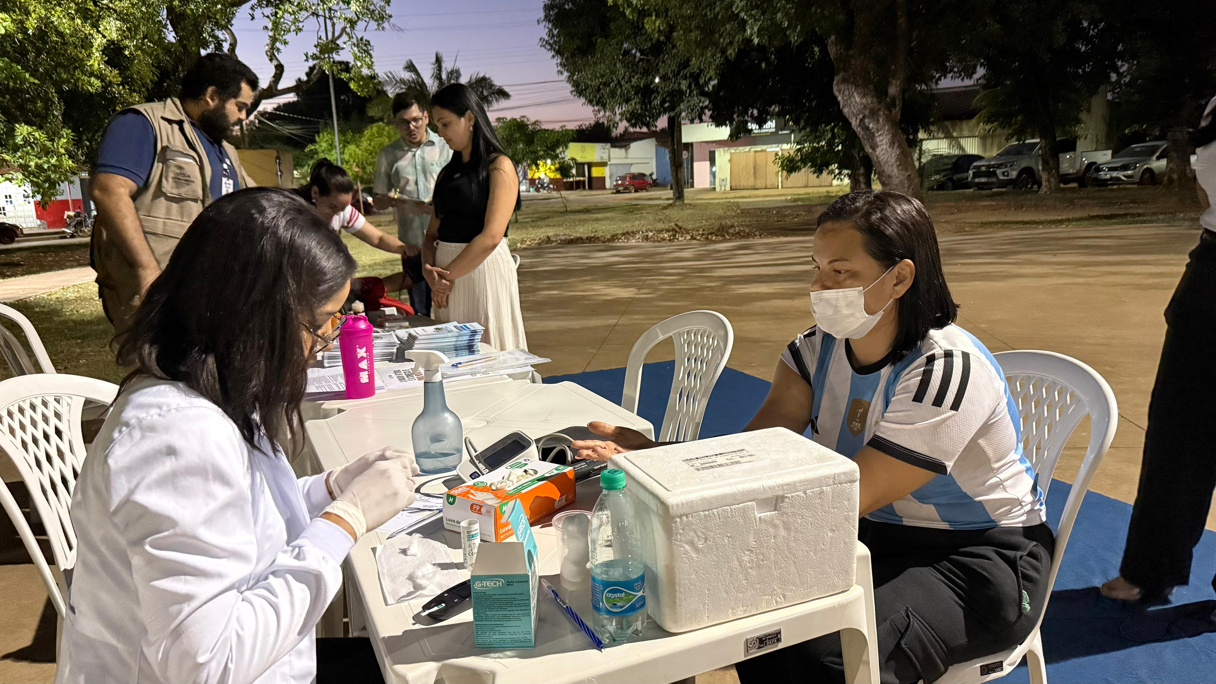 Professora Lucilene Batista conta que exames e discussão sobre automedicação chamaram sua atenção