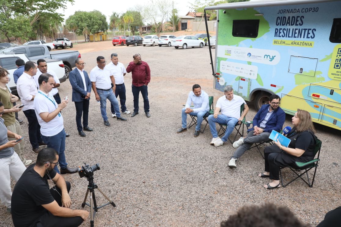 Prefeito, pesquisadores, secretários municipais e vereadores debateram sustentabilidade e meio ambiente