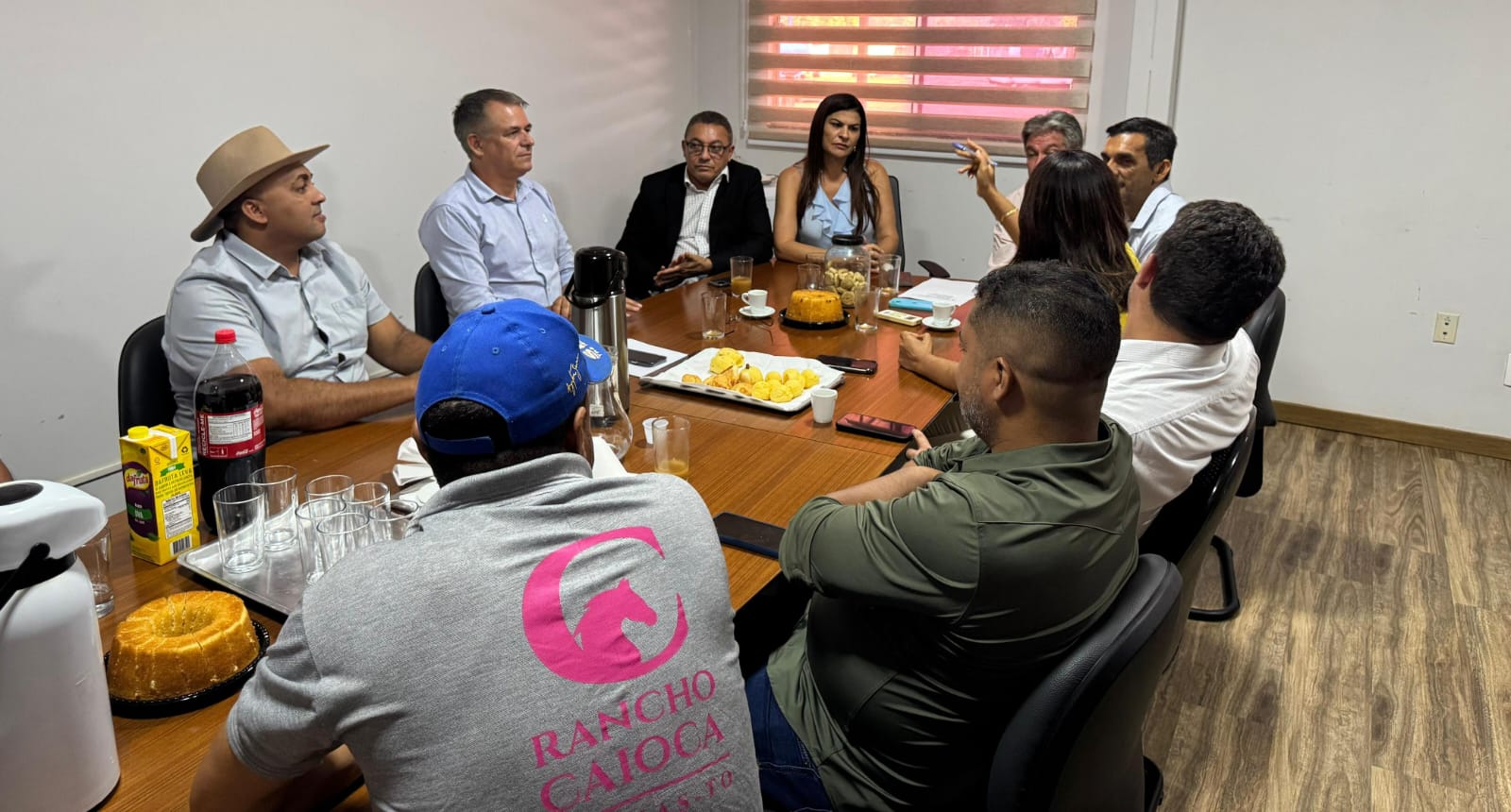 Frente Parlamentar do Agro se reúne com secretário Jaime Café para fortalecer políticas voltadas à agricultura em Palmas