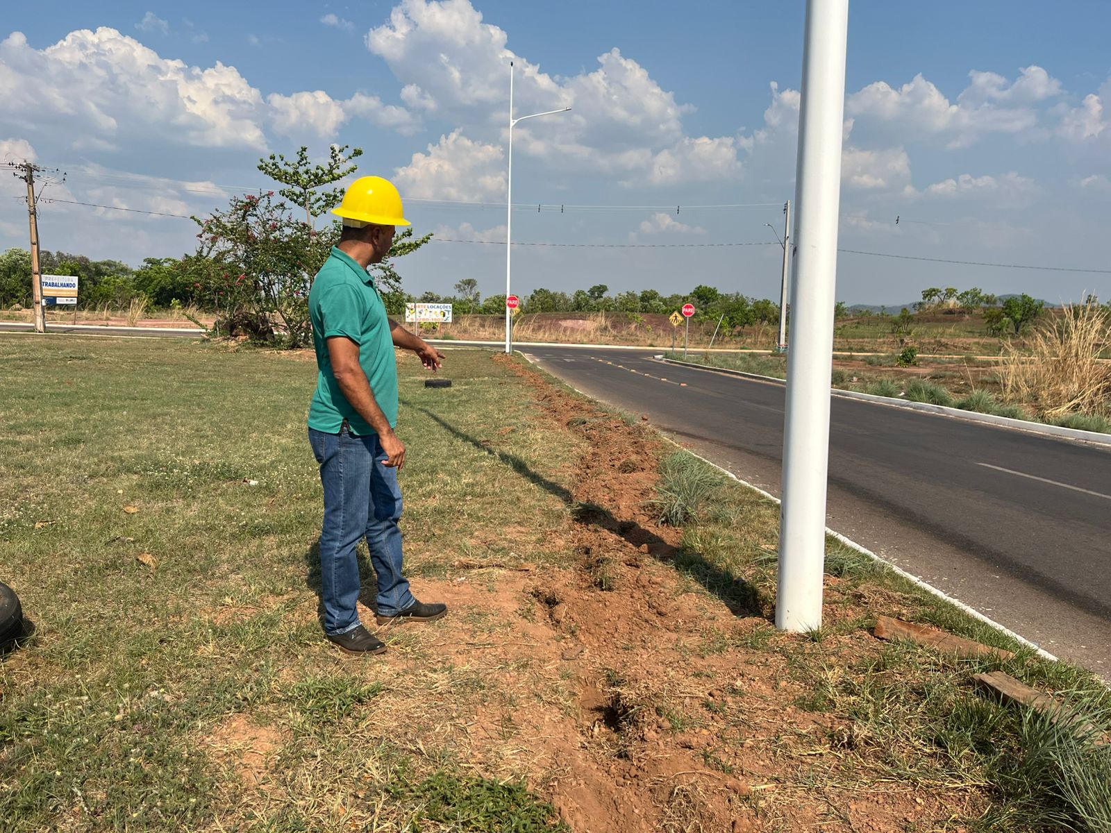 Cabos de iluminação de LED instalados este ano no Jardim Taquari são furtados