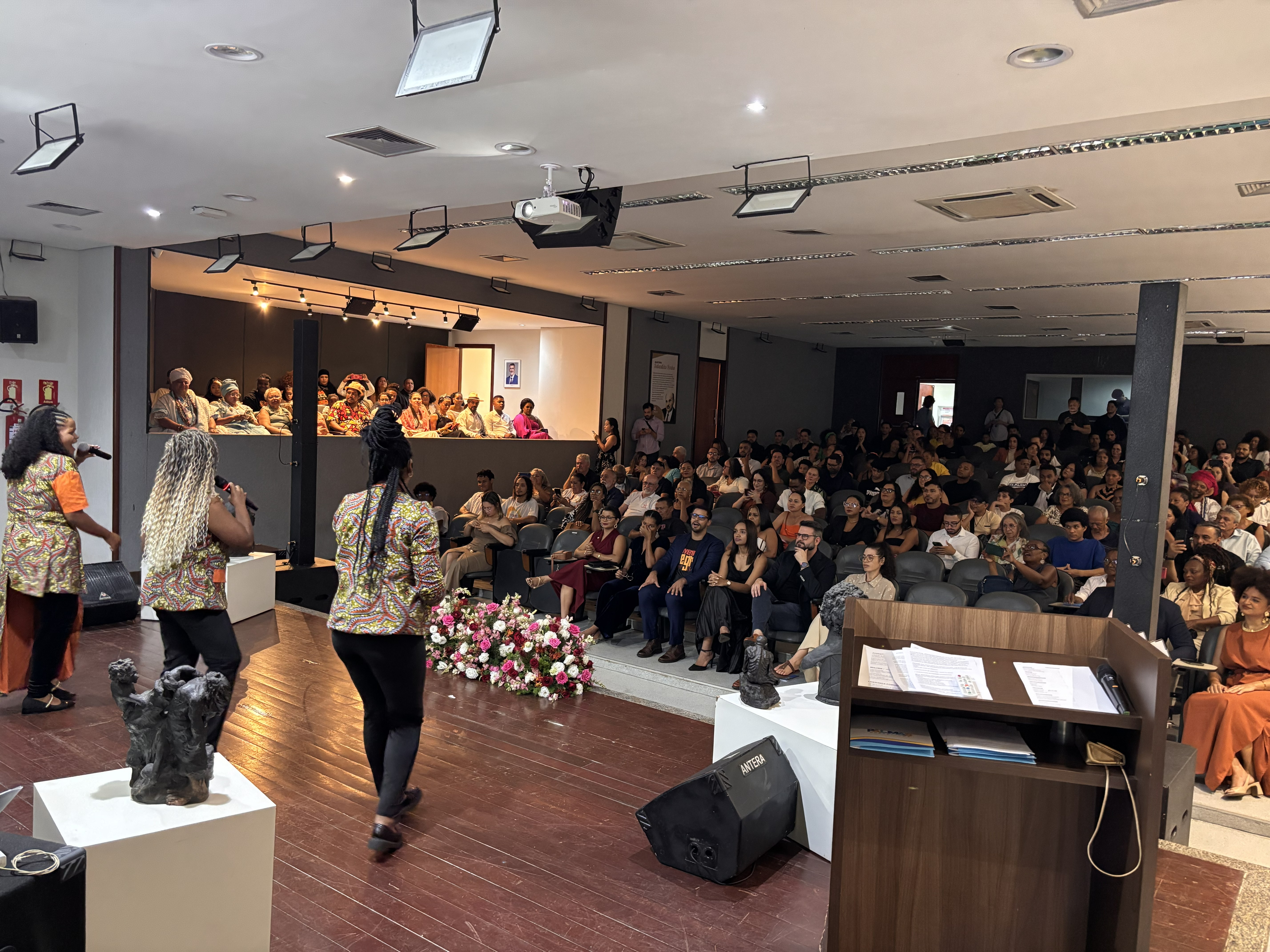 Premiação reconheceu lideranças pretas que atuam pela luta antirracista em Palmas