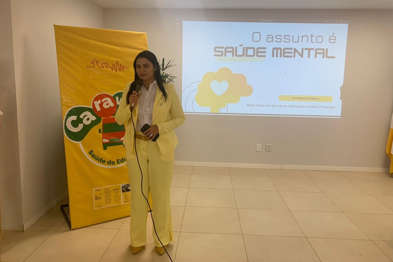Secretária Anice Moura destacou a importância dos cuidados com a saúde mental dos profissionais que atuam no serviço público