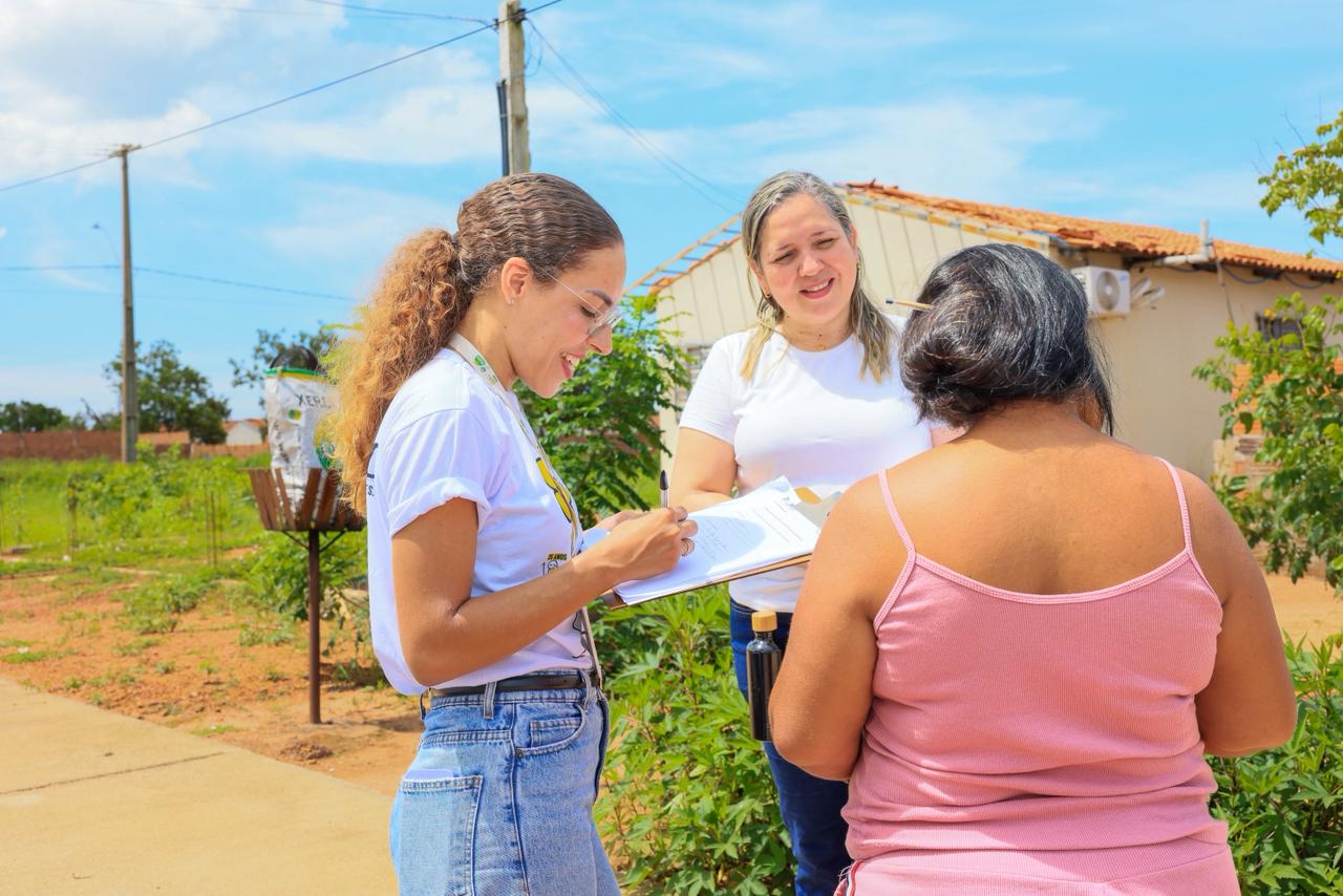 Técnicos da Semasmu iniciaram as visitas nas casas atingidas na manhã deste sábado, 10 - Foto - Regiane Rocha
