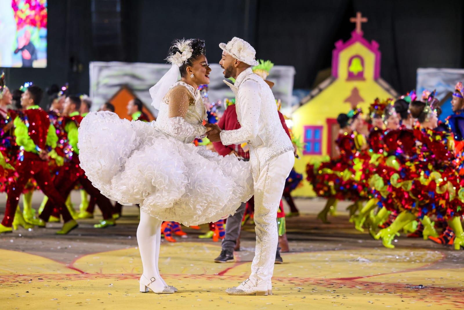 Primeiras juninas do Grupo Especial dão show na quarta noite de Arraiá da Capital