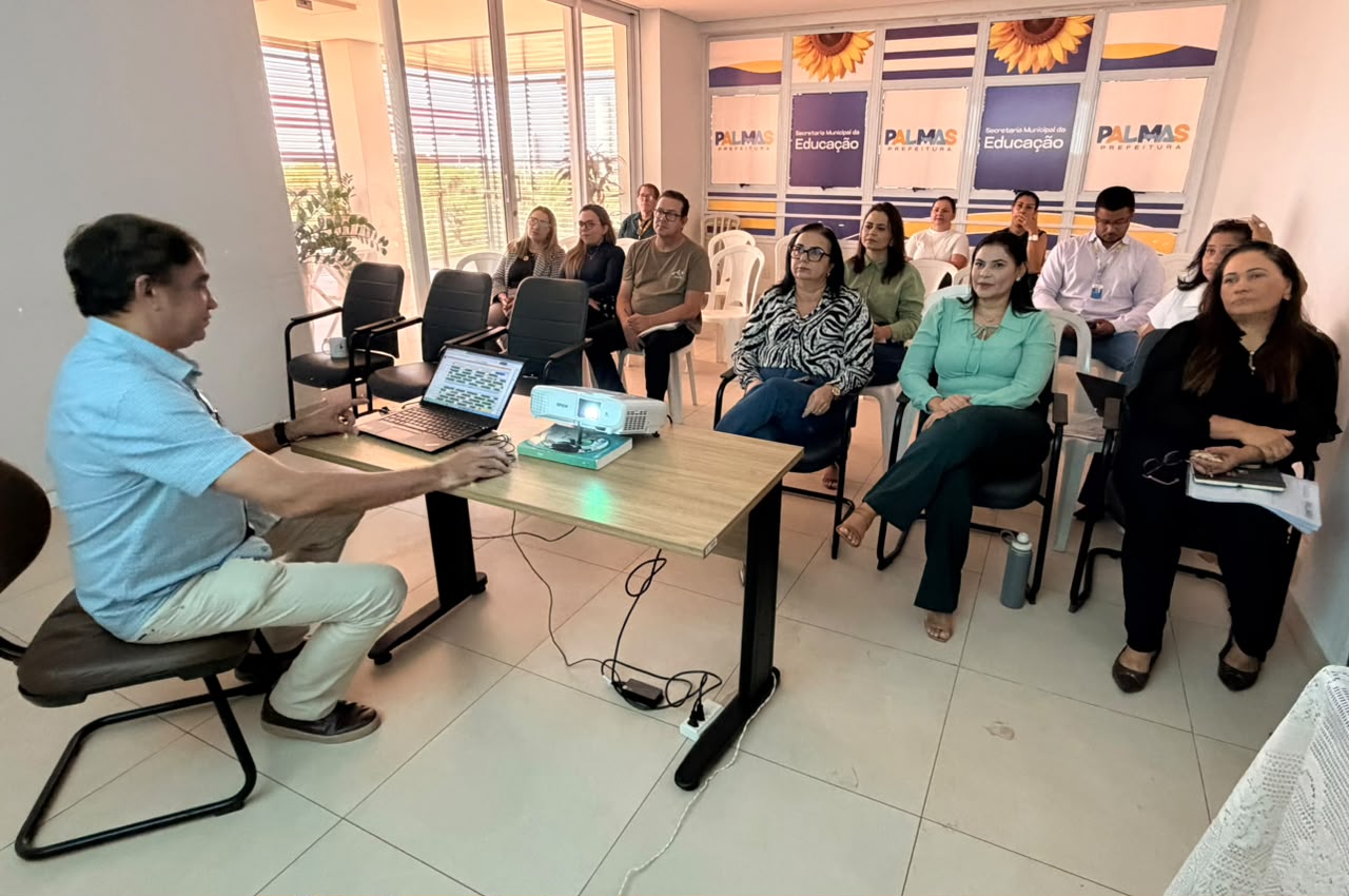 Educação de Palmas avança na elaboração do calendário escolar de 2027 com sugestões das unidades de ensino