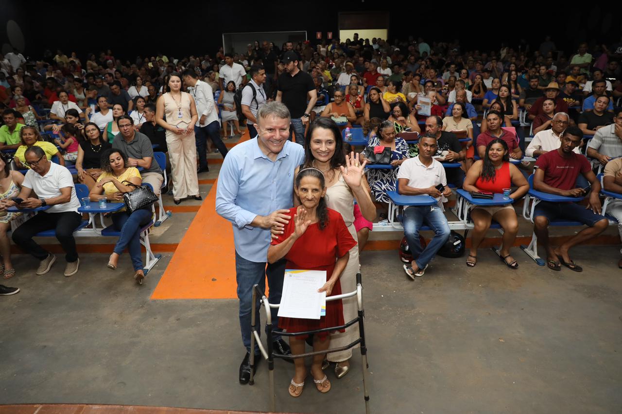 Prefeitura de Palmas realiza nesta sexta-feira, 18, entrega de títulos de propriedade para famílias do Lago Norte