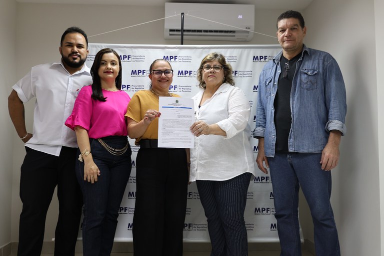 Fundação Cultural de Palmas reforça acervo da Biblioteca Jaime Câmara com doação do MPF
