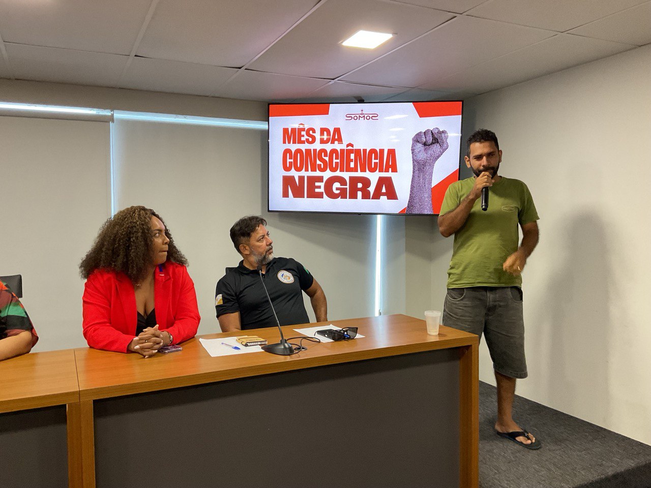 Ricardo Aguiar, conhecido como Ricardo Hip-Hop, é radialista e tem um programa voltado à cultura Hip-Hop na Capital.