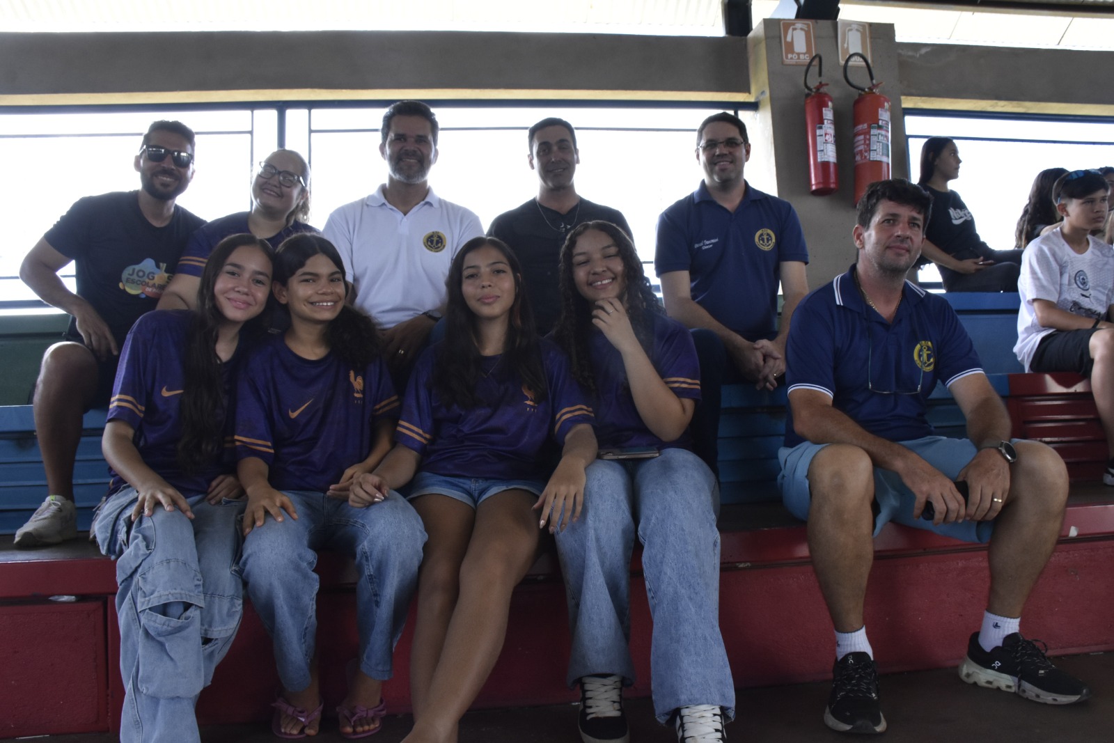 Gestores educacionais, equipe técnica e alunas do ETI Almirante Tamandaré acompanharam a partida - Foto: José Neto (Maradona)