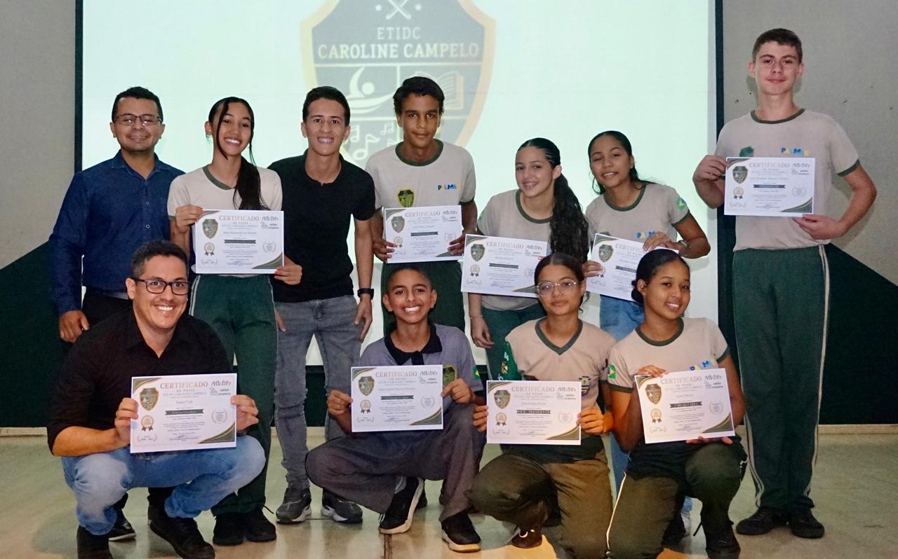 Nova diretoria do Grêmio Estudantil da ETI Caroline Campelo, empossados para o biênio 2026/2028